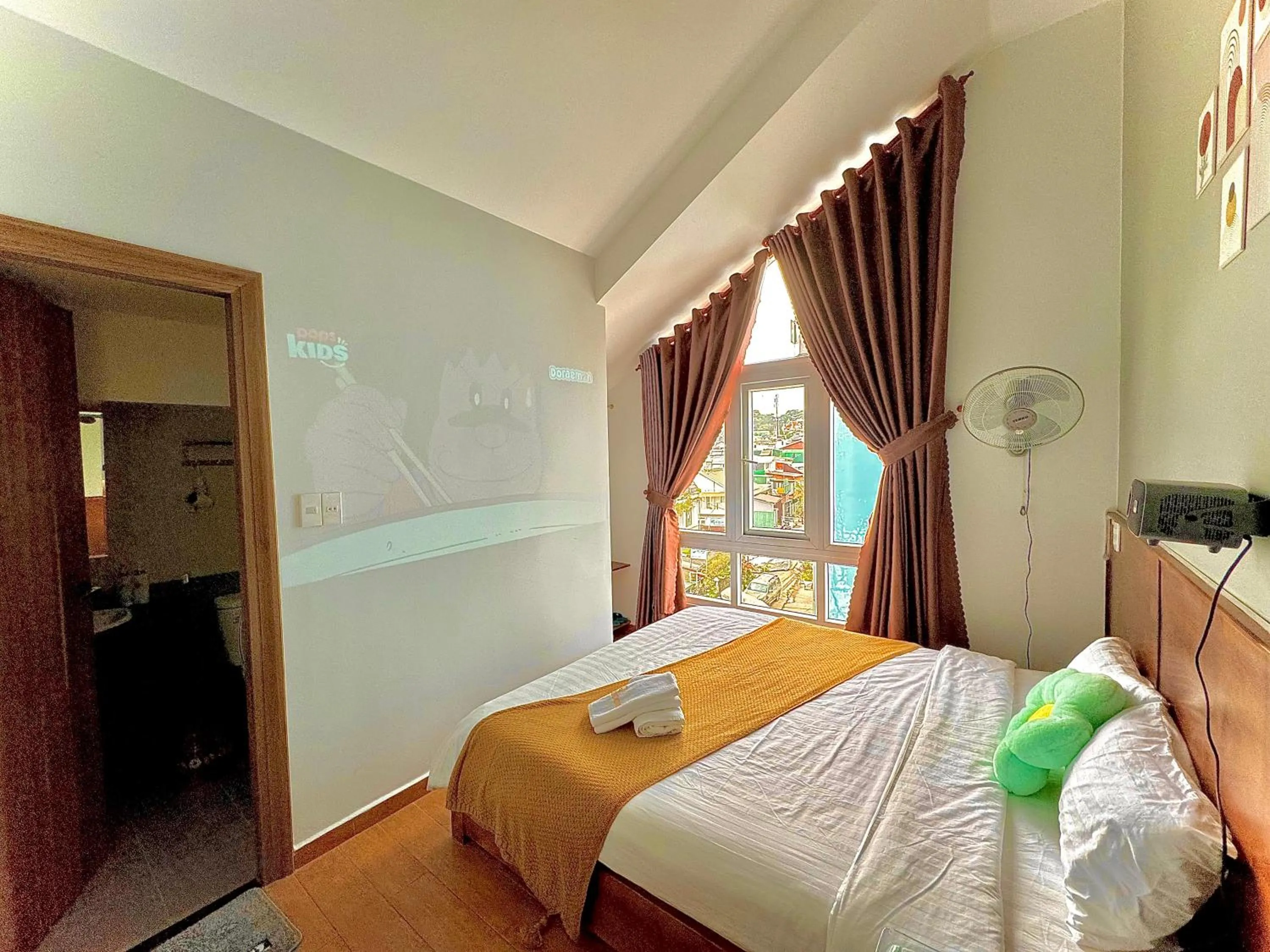 Bed in Quang Minh Dalat Hotel