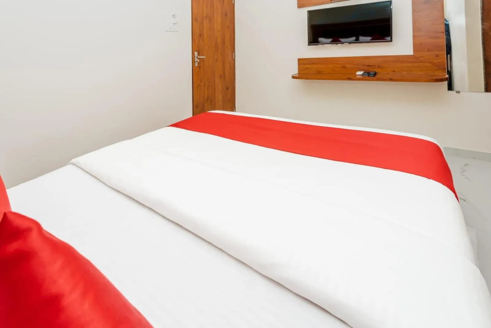 Bed in Hotel Purple Orchid