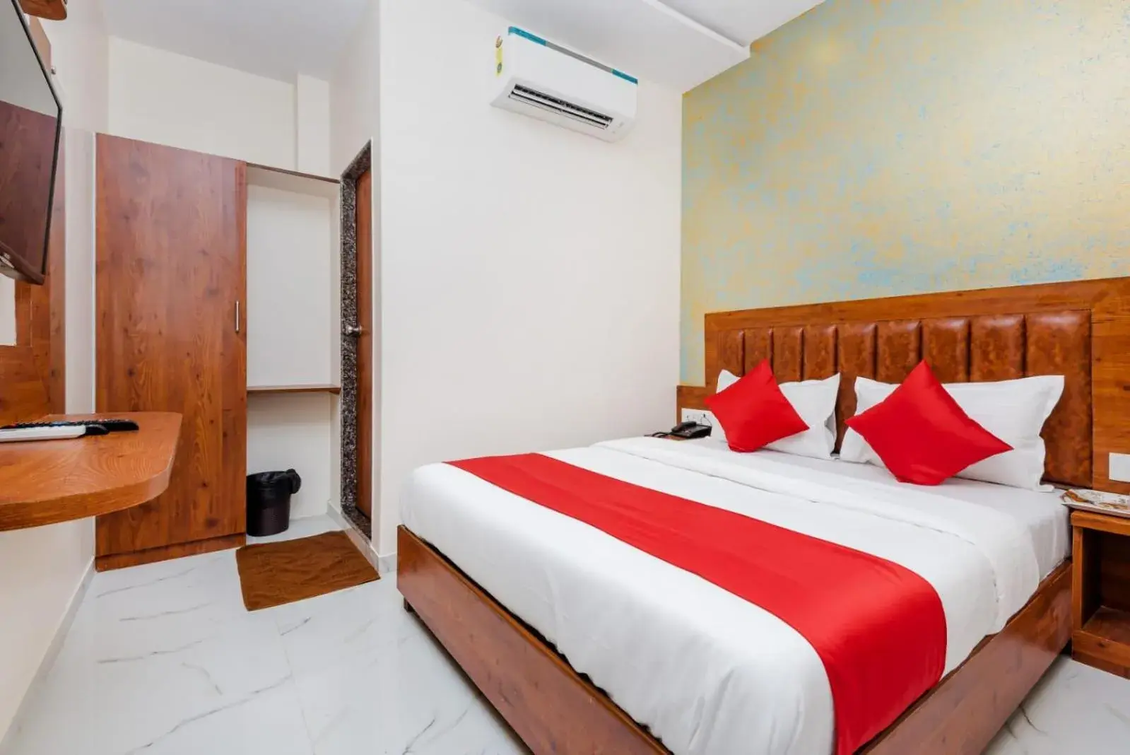 Hotel Purple Orchid Hotel Purple Orchid