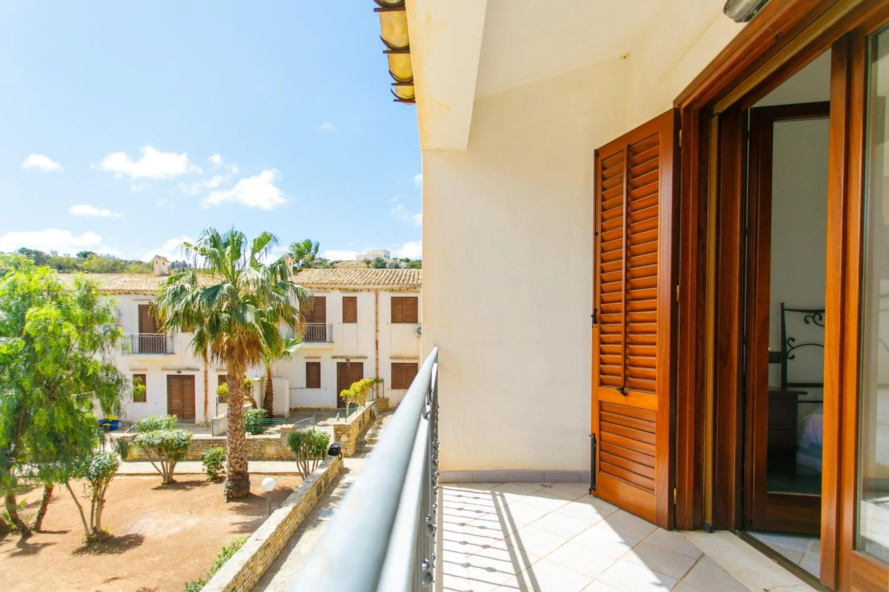 Balcony/Terrace in SanVitoTour- Residence Il Baglio