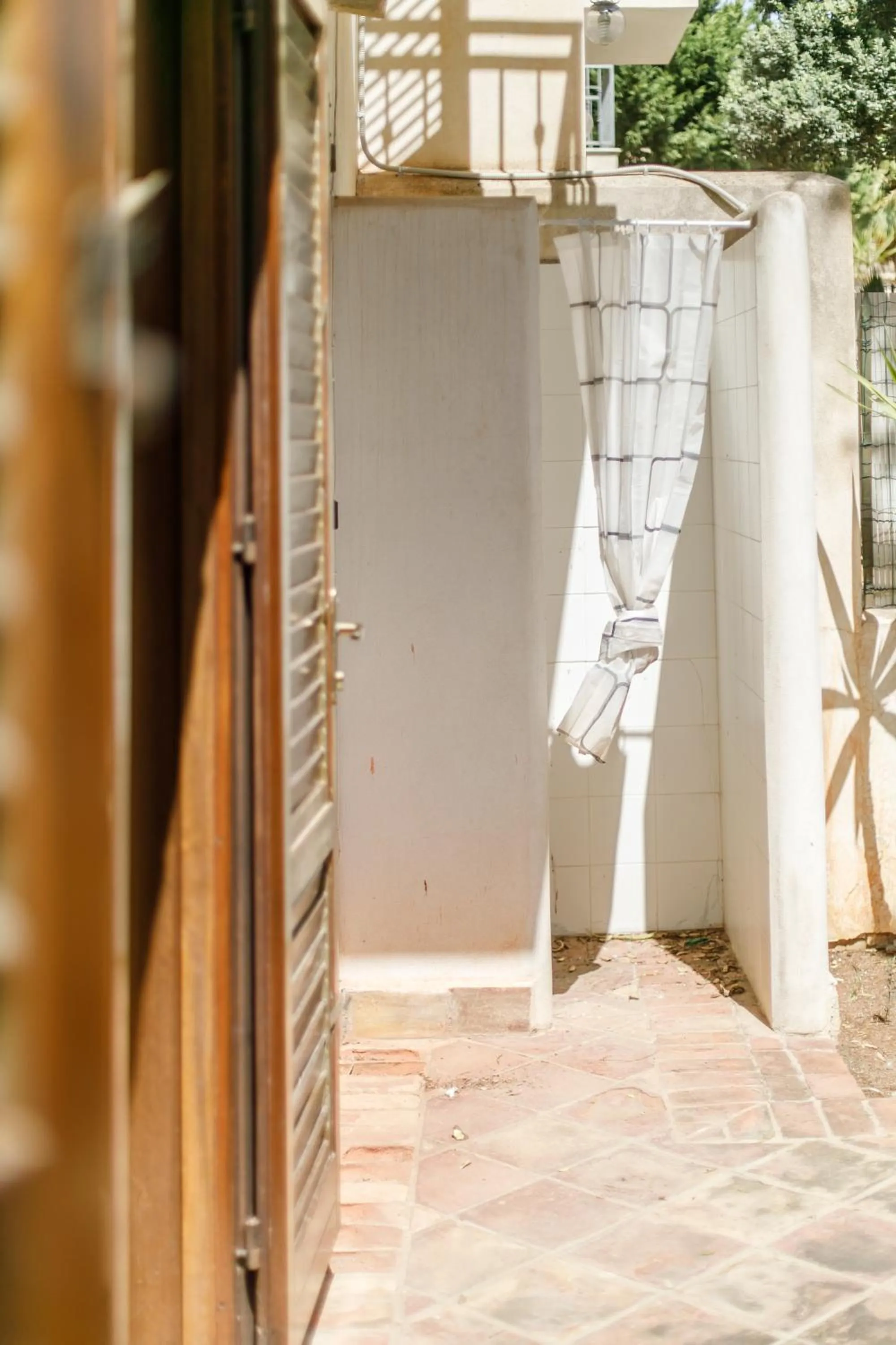 Shower in SanVitoTour- Residence Il Baglio