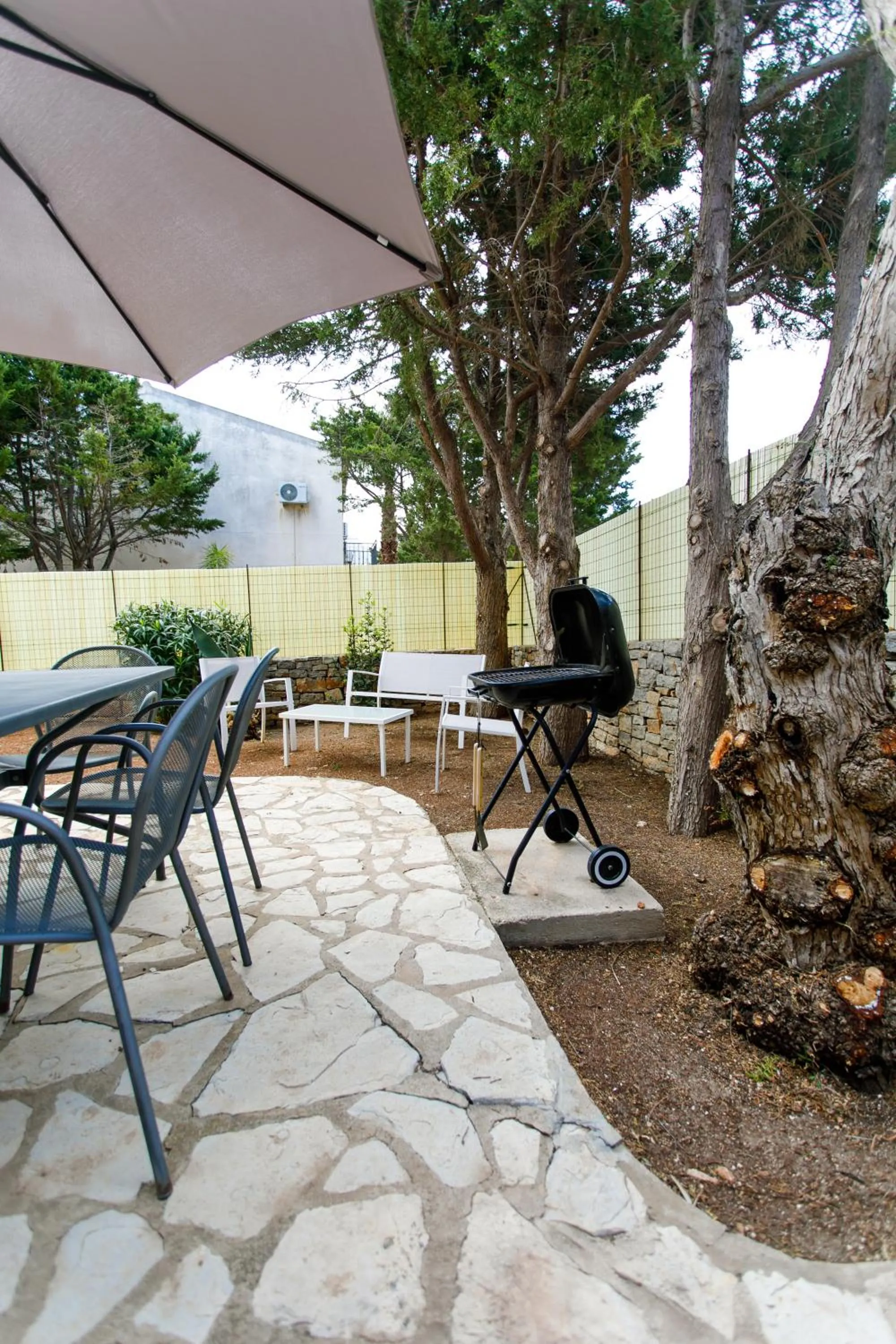 Patio in SanVitoTour- Residence Il Baglio