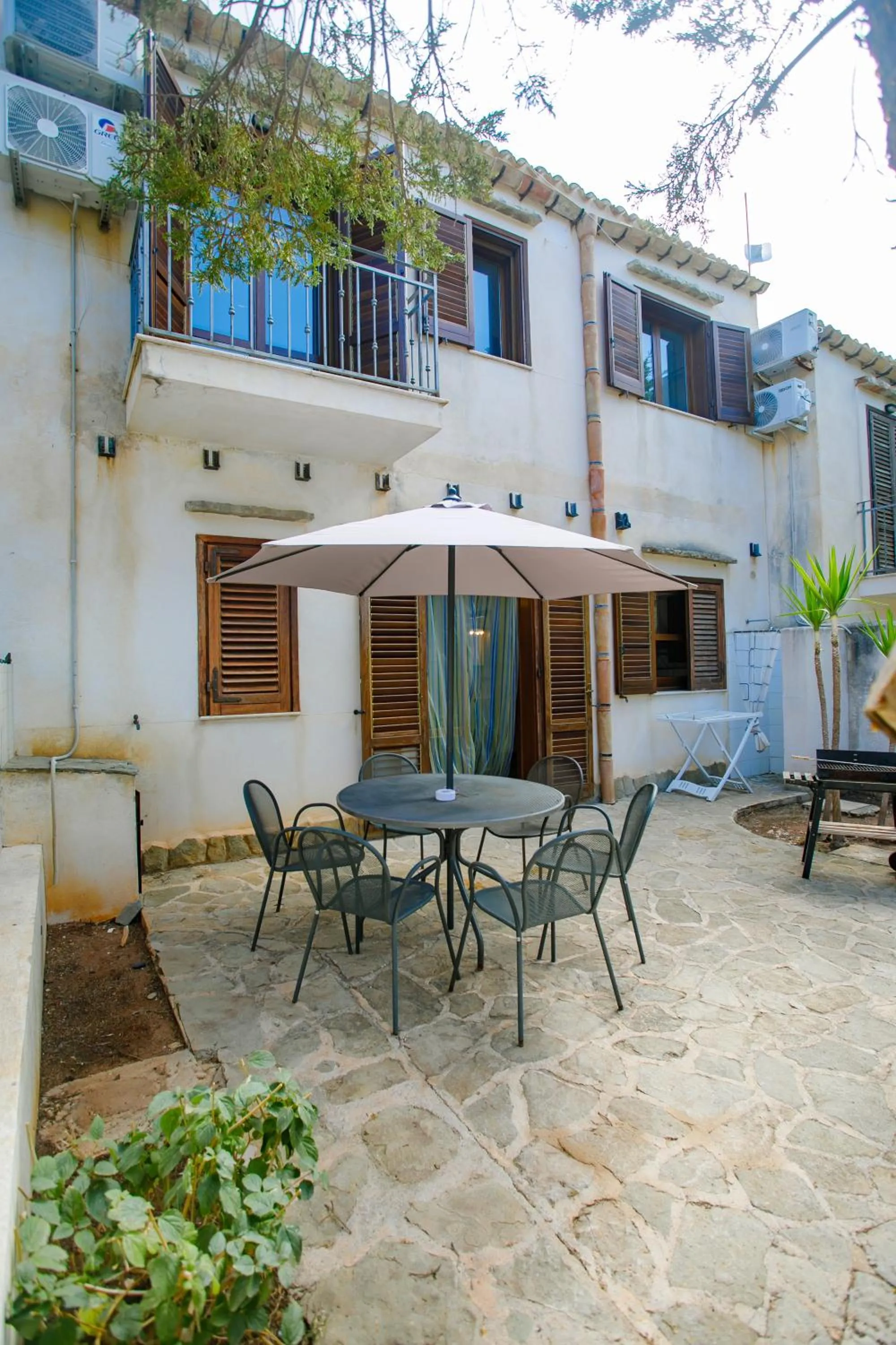 Patio in SanVitoTour- Residence Il Baglio