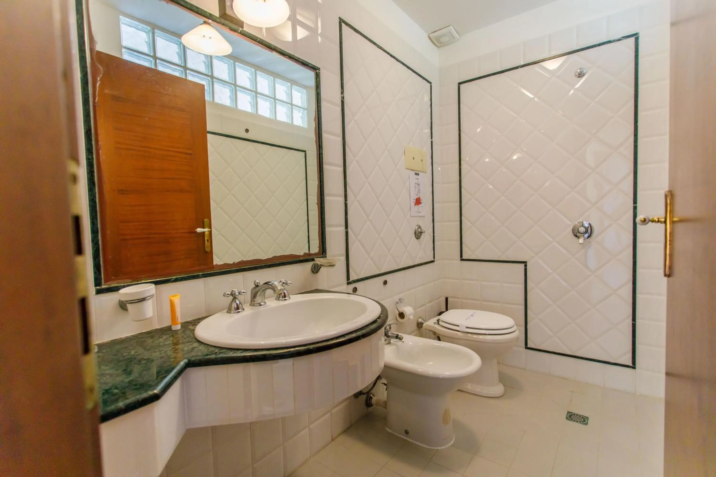 Bathroom in SanVitoTour- Residence Il Baglio