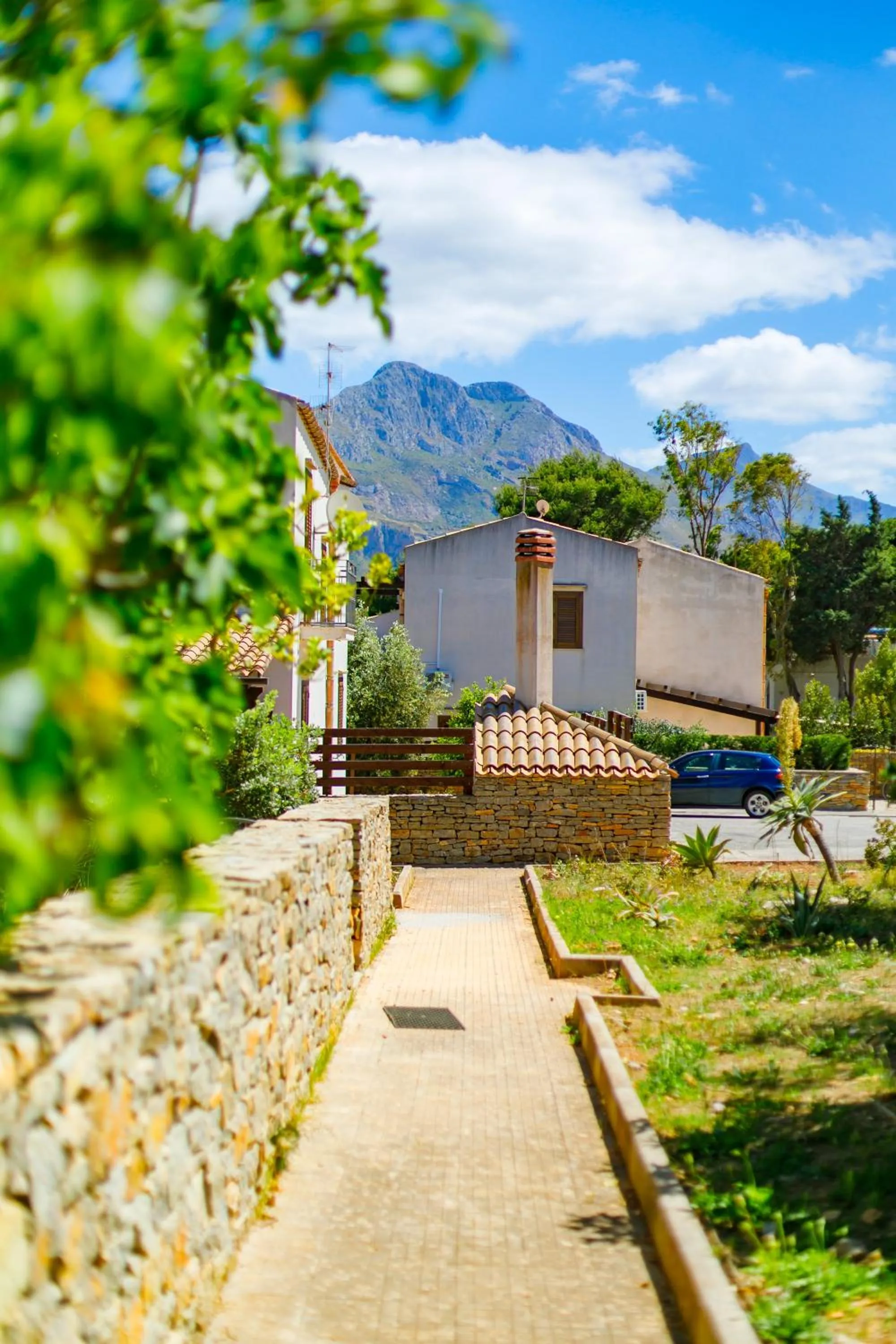 Decorative detail in SanVitoTour- Residence Il Baglio