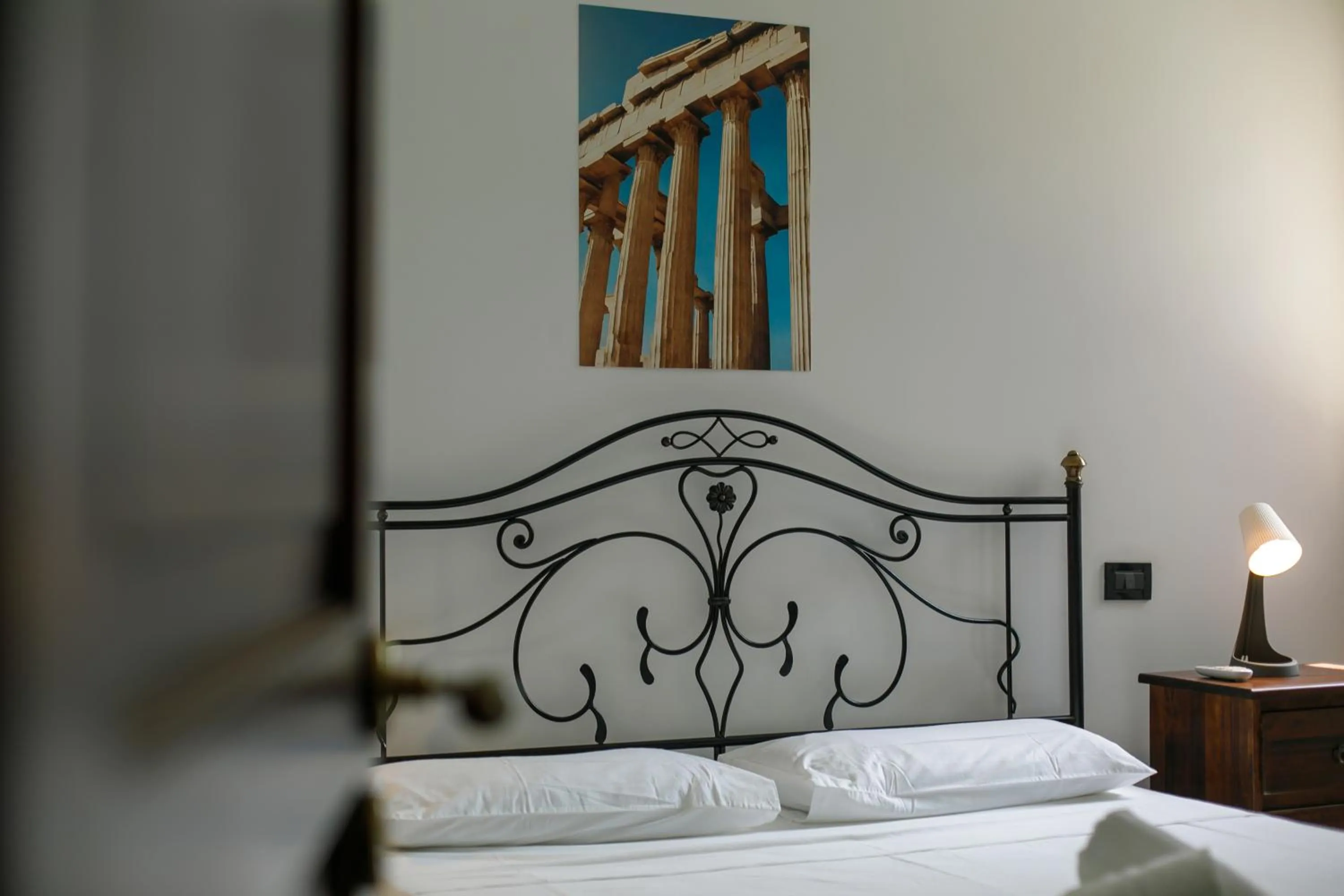 Decorative detail, Bed in SanVitoTour- Residence Il Baglio