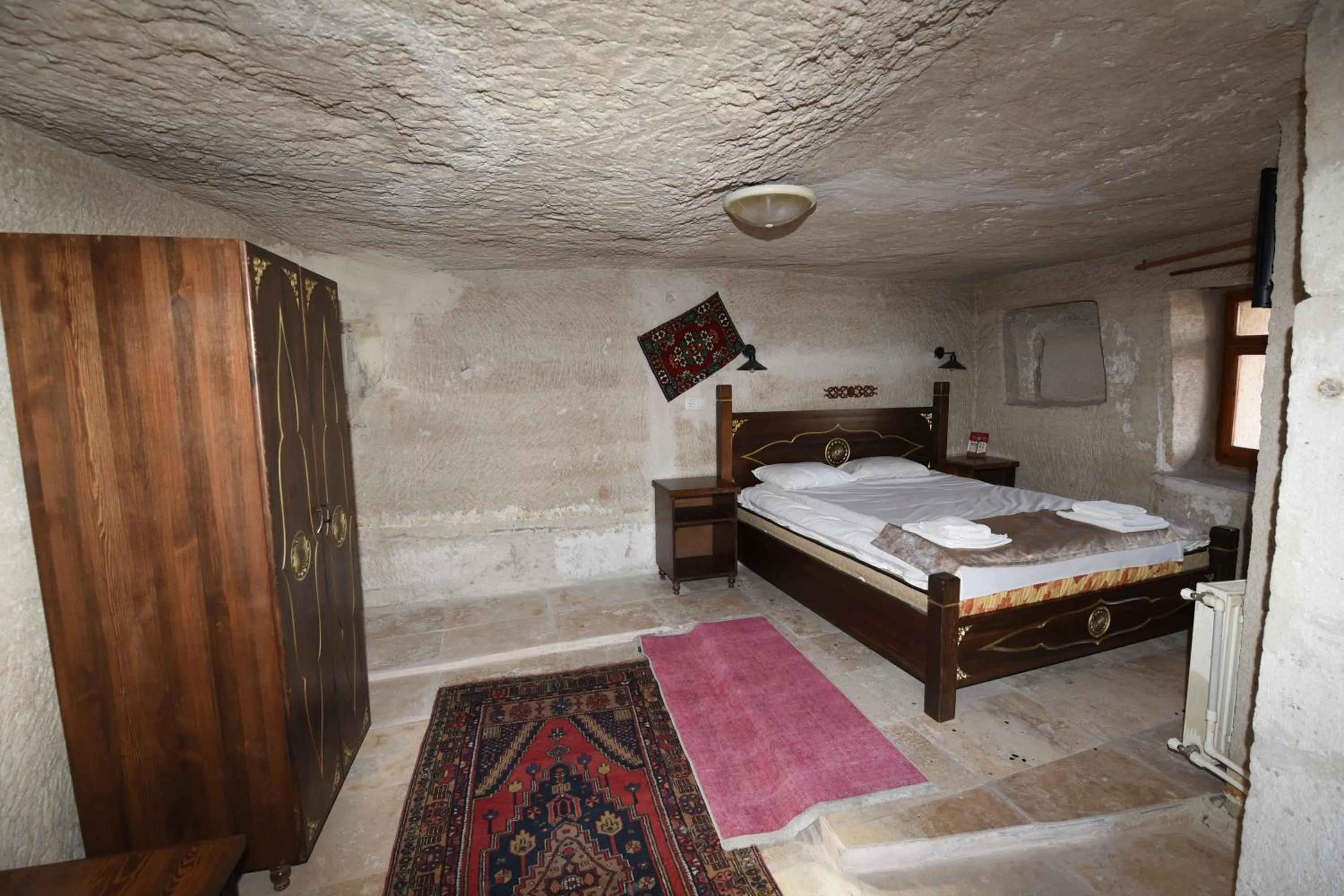 Bed in Peri Cave Hotel