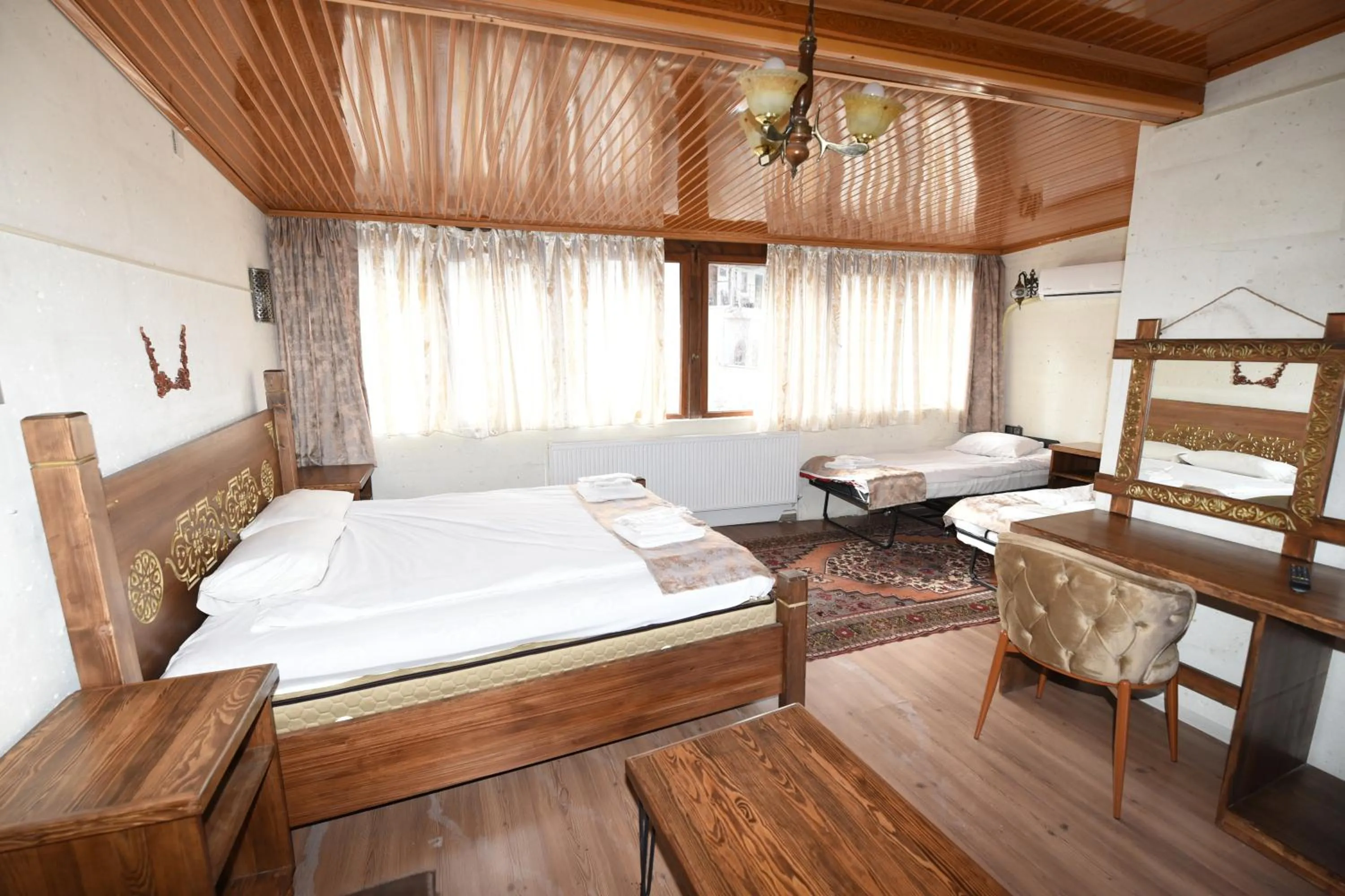 Bed in Peri Cave Hotel