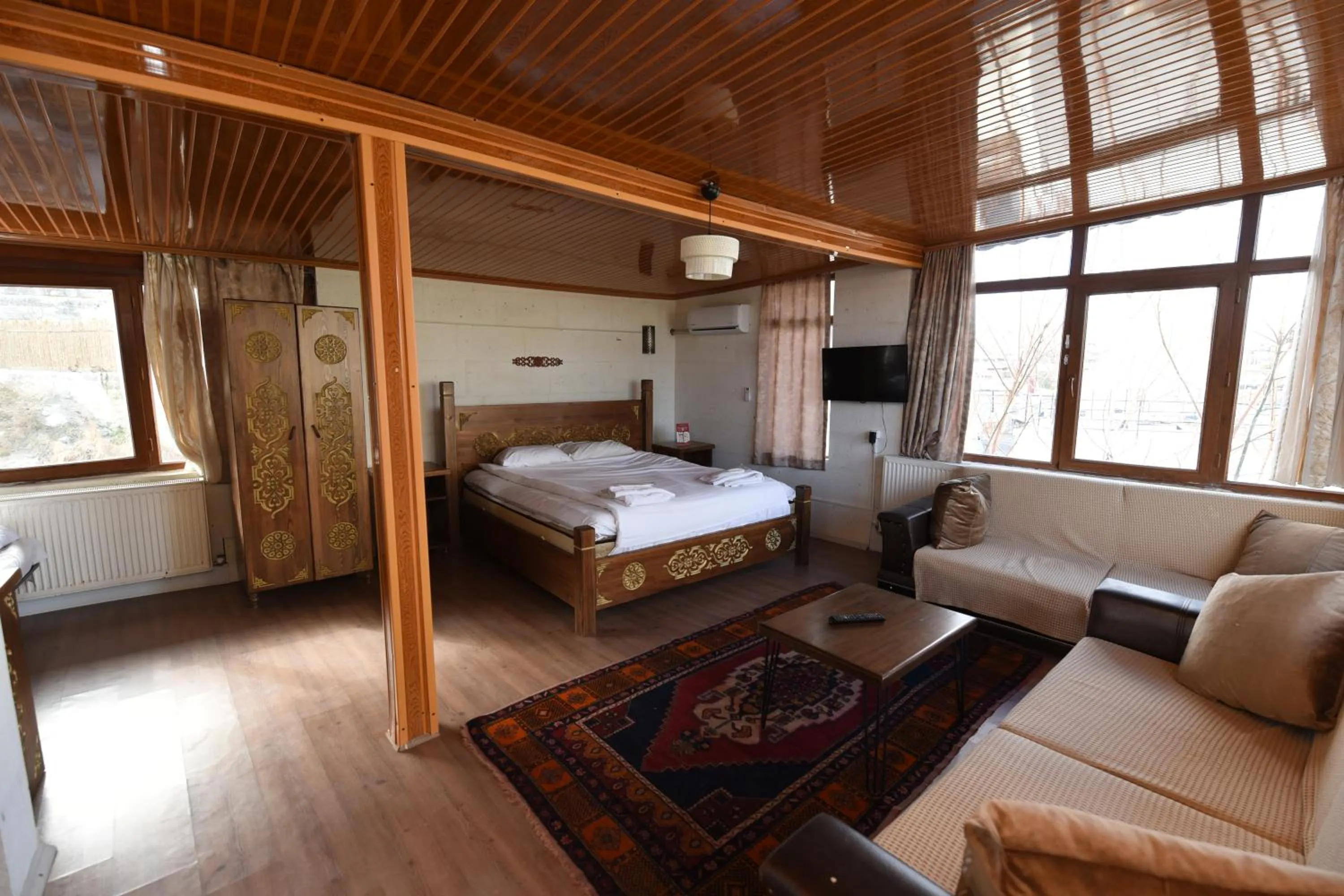 Bed in Peri Cave Hotel