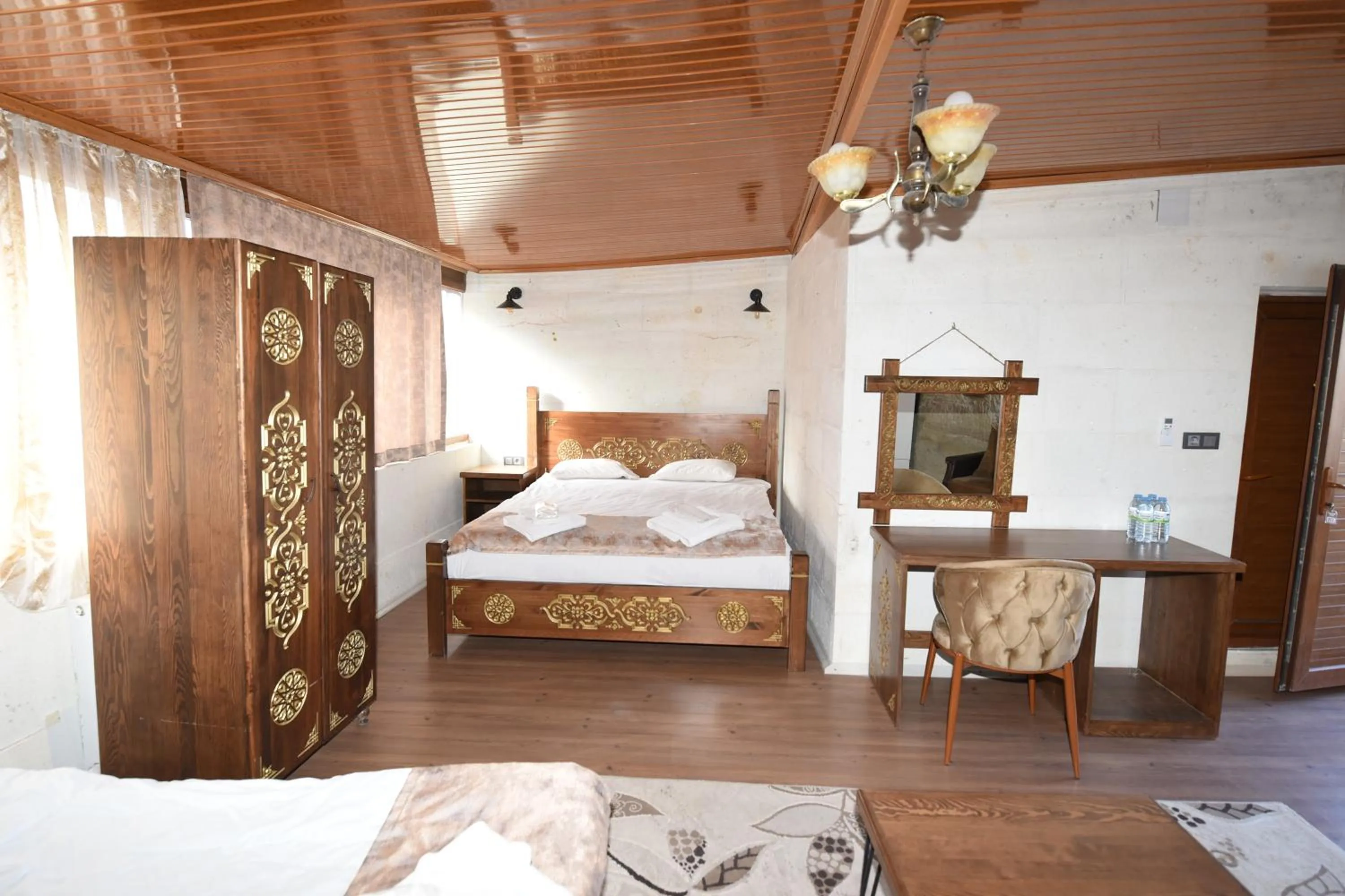 Bed in Peri Cave Hotel