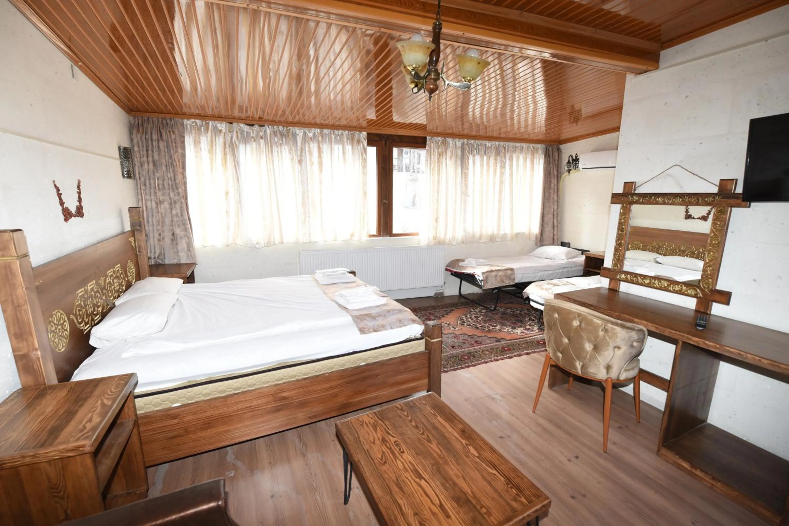 Bed in Peri Cave Hotel