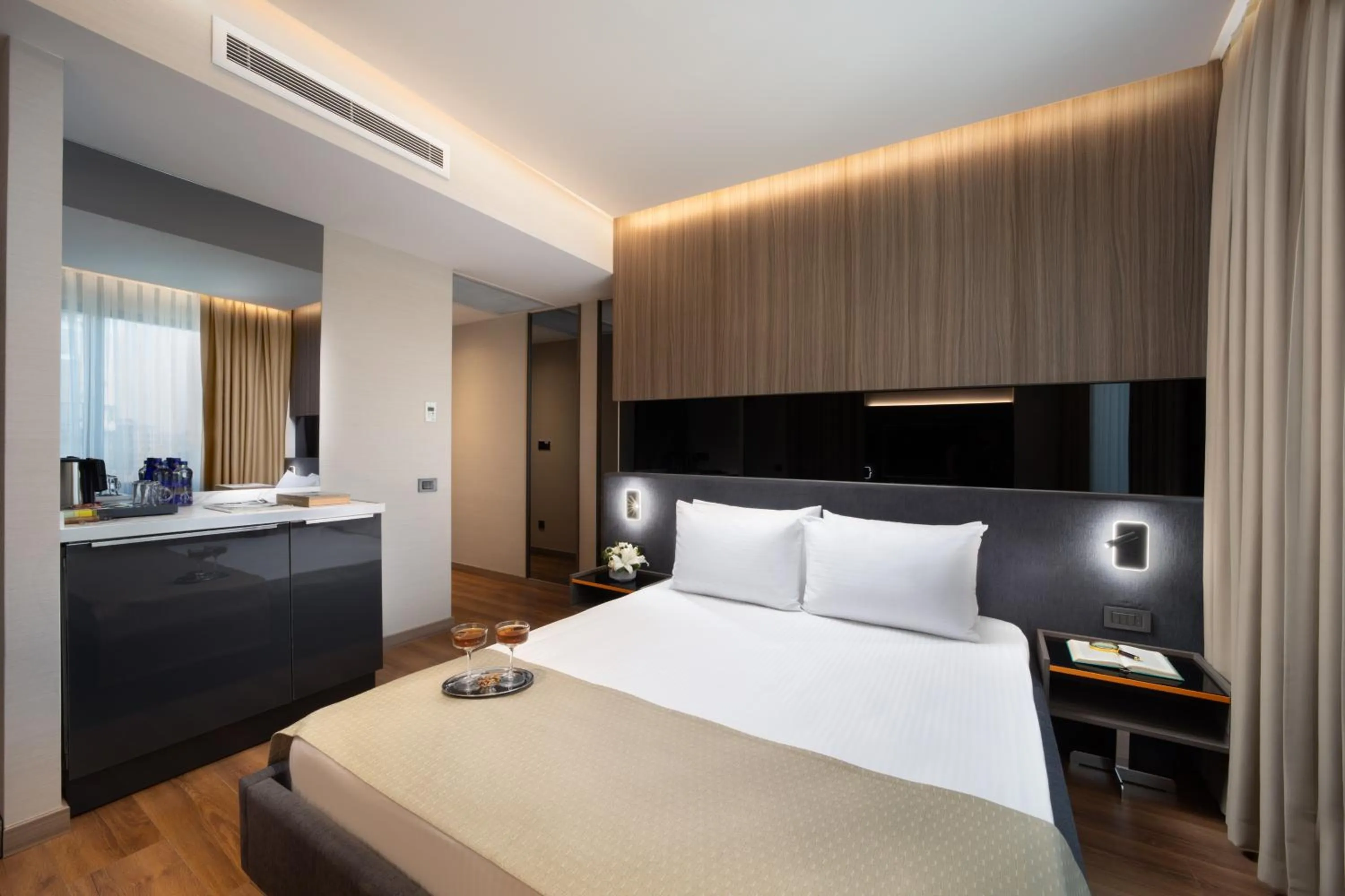 Bed in Nish Palace Beşiktaş