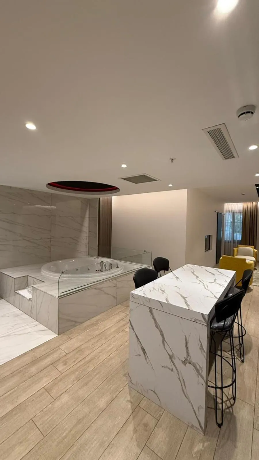 Photo of the whole room in Nish Palace Beşiktaş