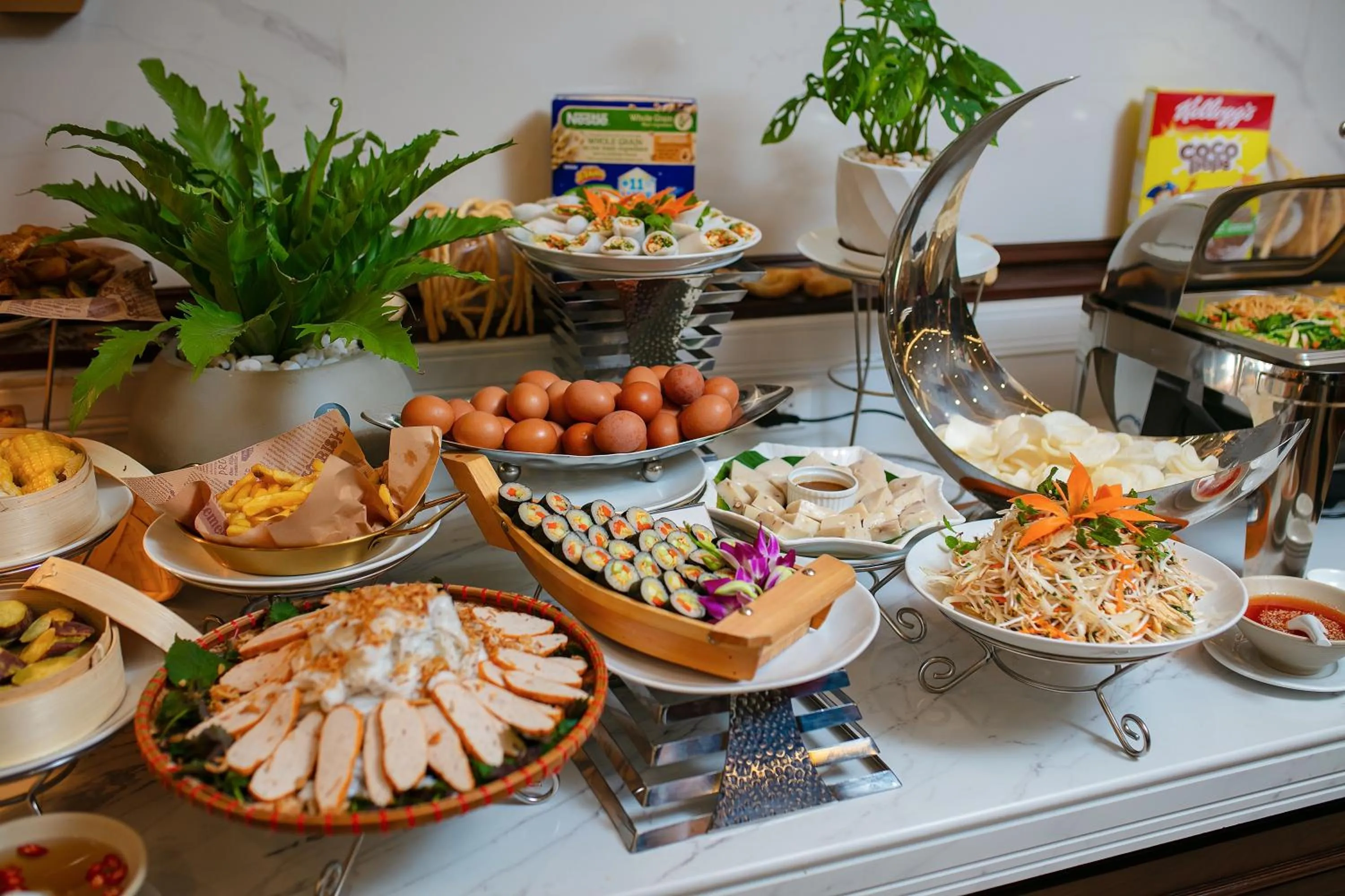 Buffet breakfast in Gloud Hotel