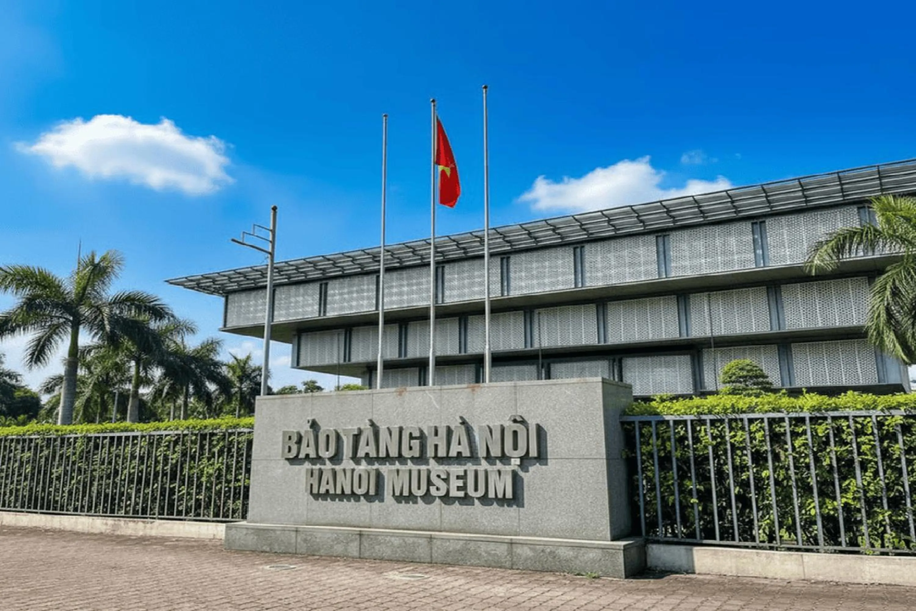 Neighbourhood in Gloud Hotel