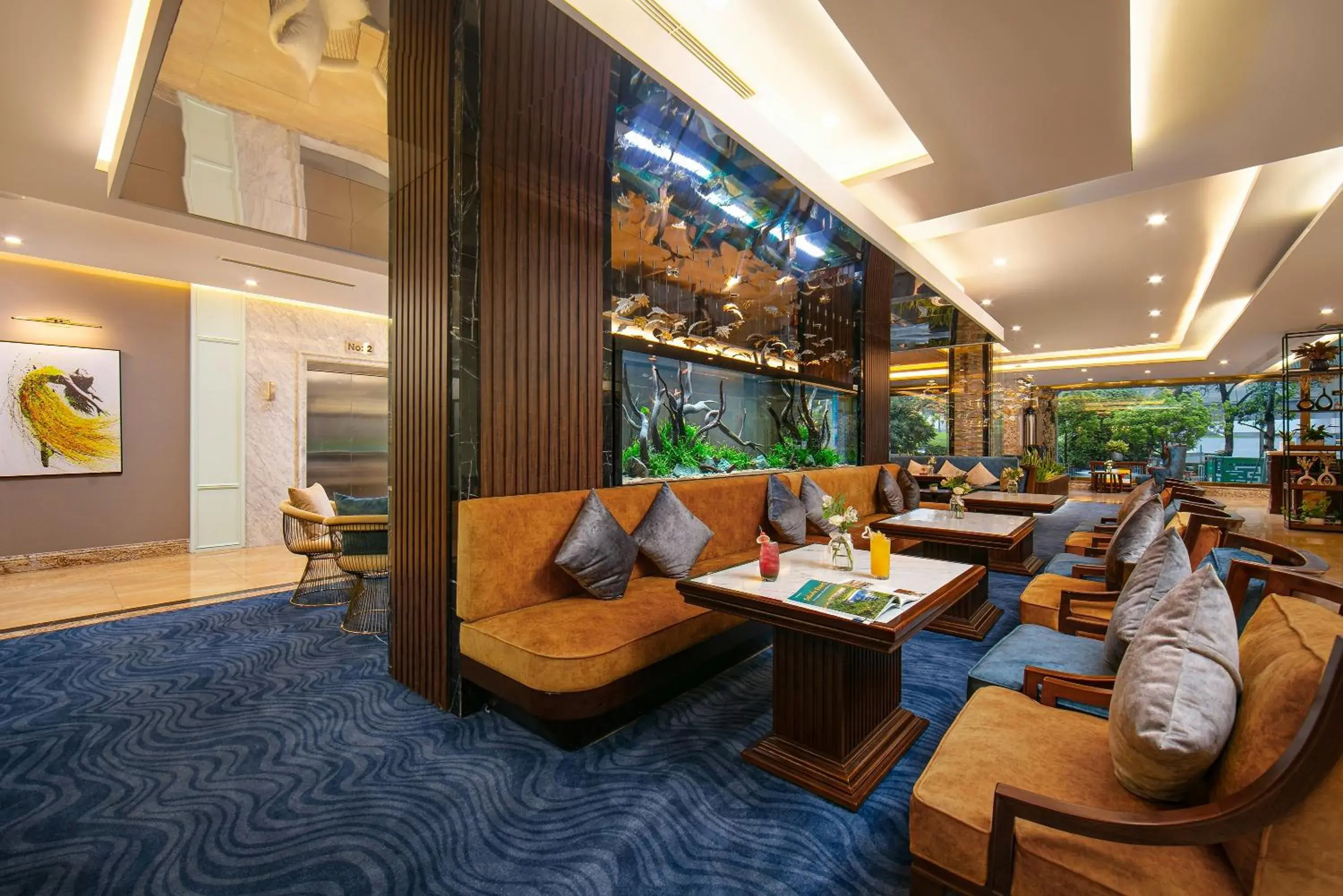 Restaurant/places to eat in Gloud Hotel Restaurant/places to eat in Gloud Hotel