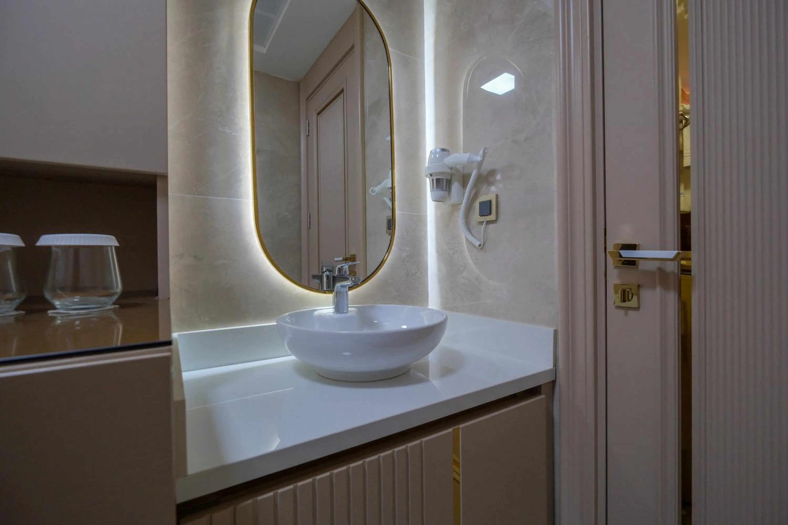 Elysium Deluxe Suites Antalya