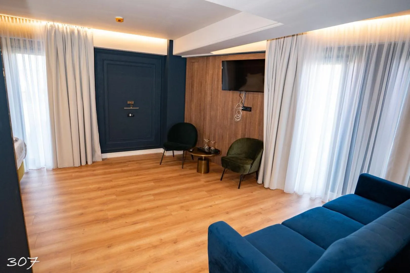 Seating area in Cosmopolita Boutique Hotel