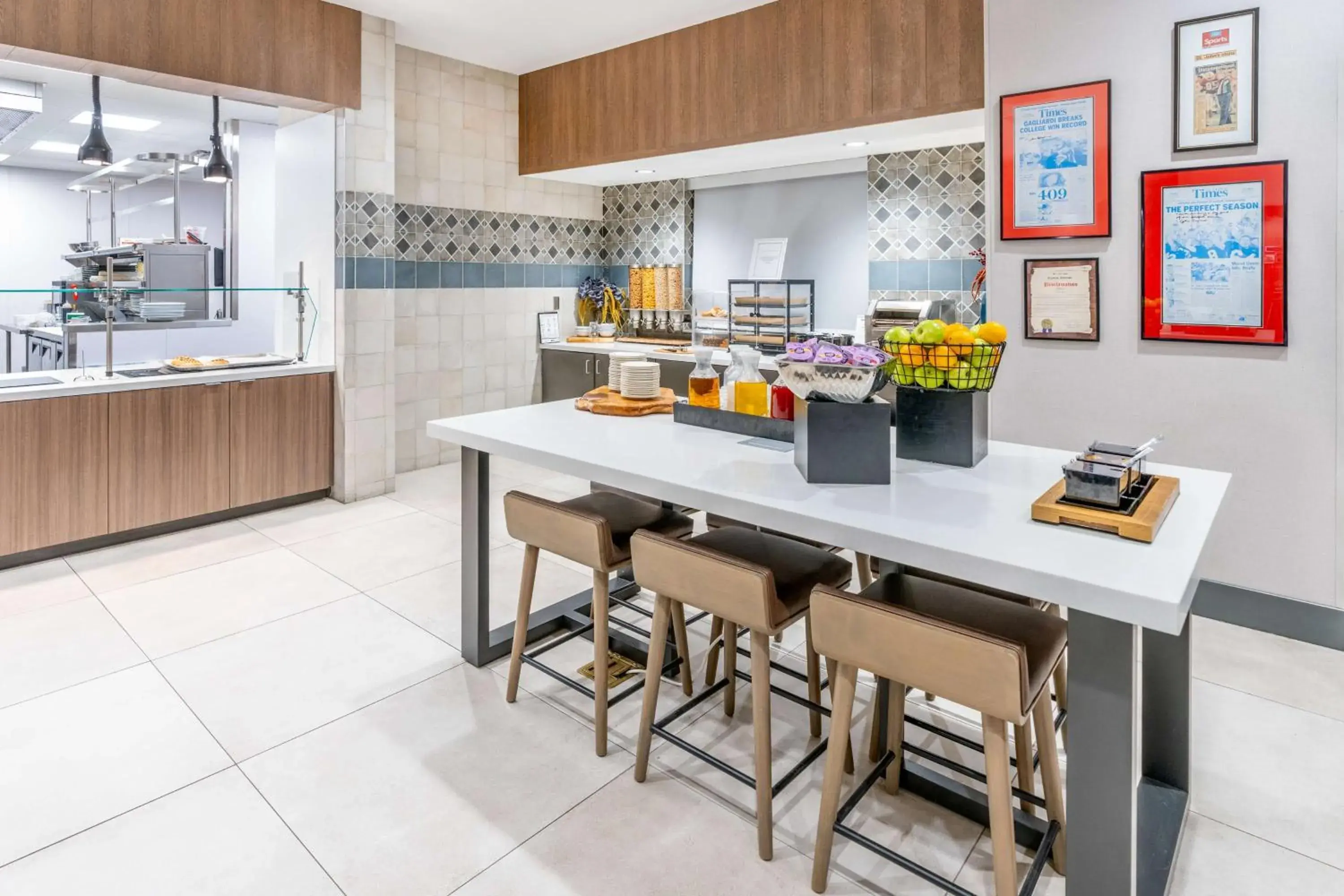 Breakfast in Hilton Garden Inn Trinidad Downtown Breakfast in Hilton Garden Inn Trinidad Downtown