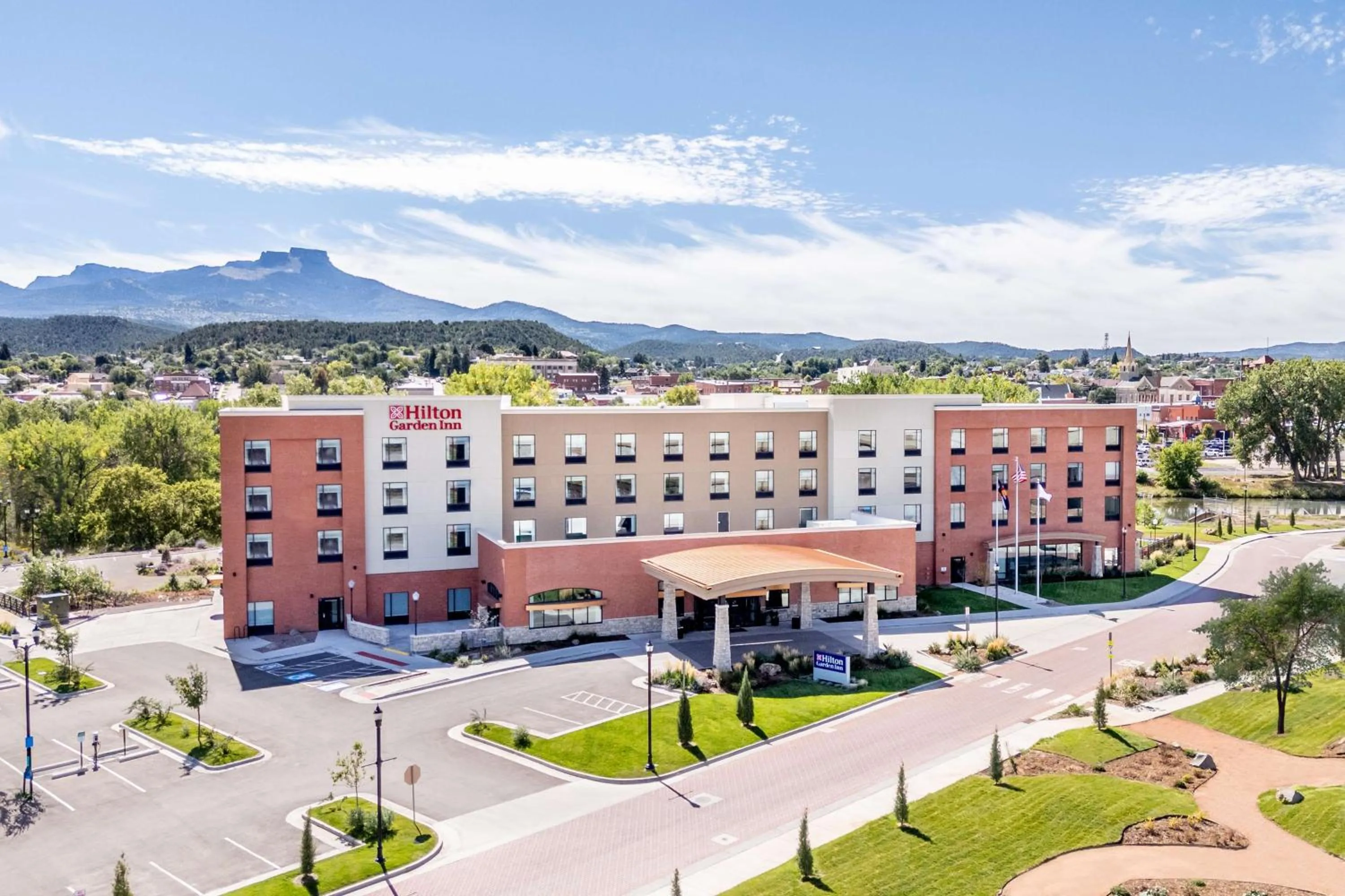 Property building in Hilton Garden Inn Trinidad Downtown