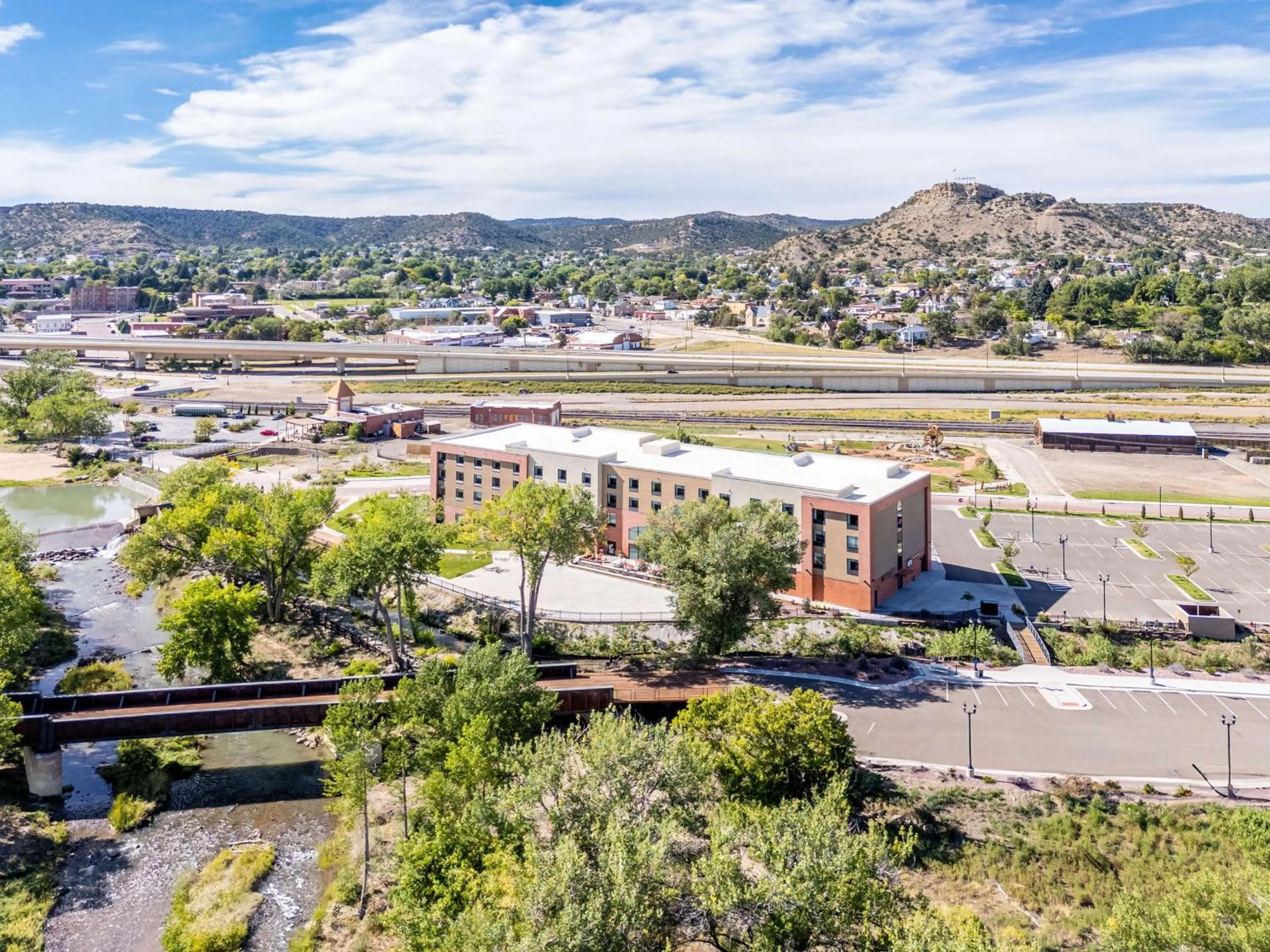Property building in Hilton Garden Inn Trinidad Downtown