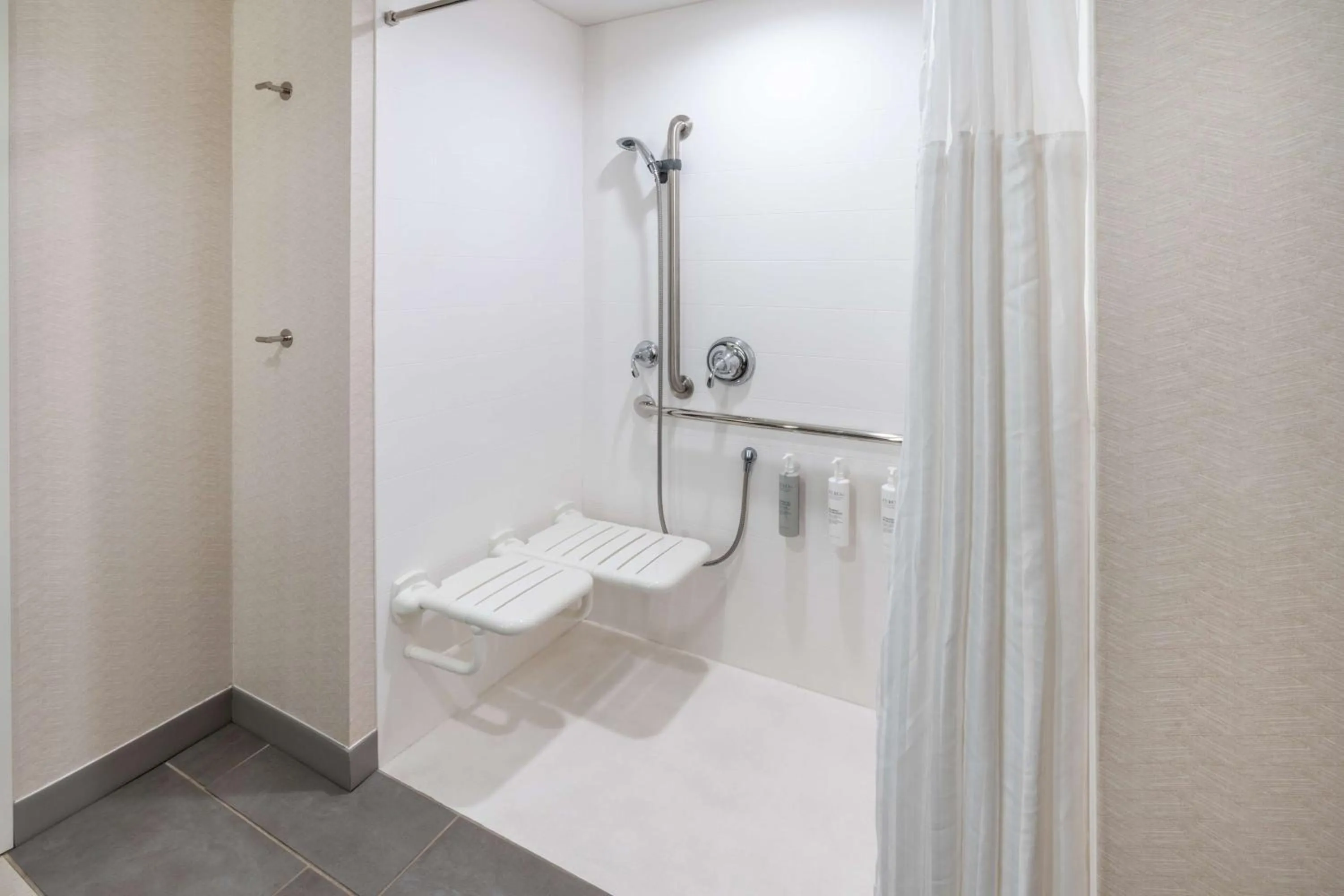 Bathroom in Hilton Garden Inn Trinidad Downtown