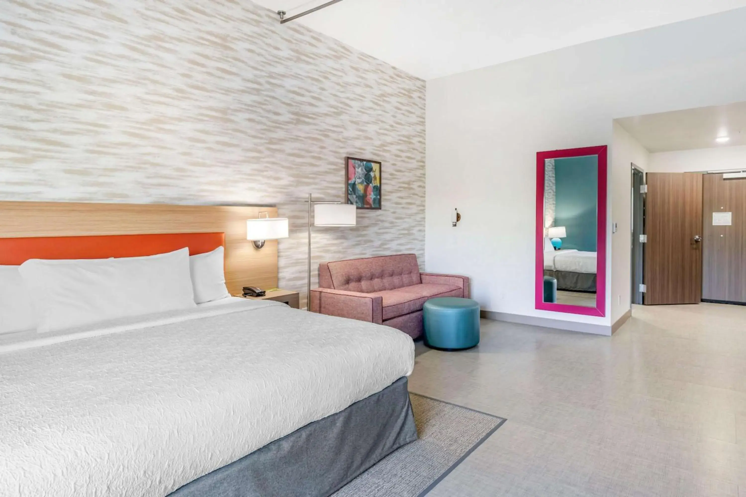 King Studio Suite with Tub - Mobility/Hearing Accessible in Home2 Suites Lexington Keeneland Airport, Ky King Studio Suite with Tub - Mobility/Hearing Accessible in Home2 Suites Lexington Keeneland Airport, Ky