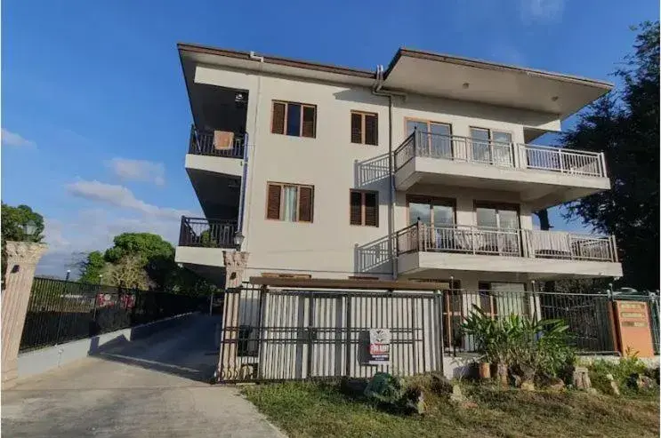 Property building in Nena Accomodations Property building in Nena Accomodations