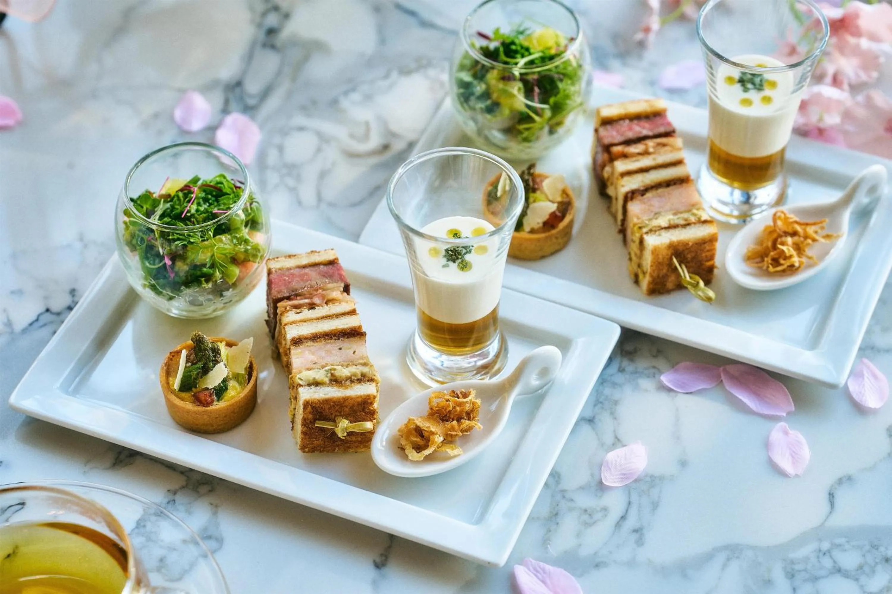 Dining area in Hilton Yokohama