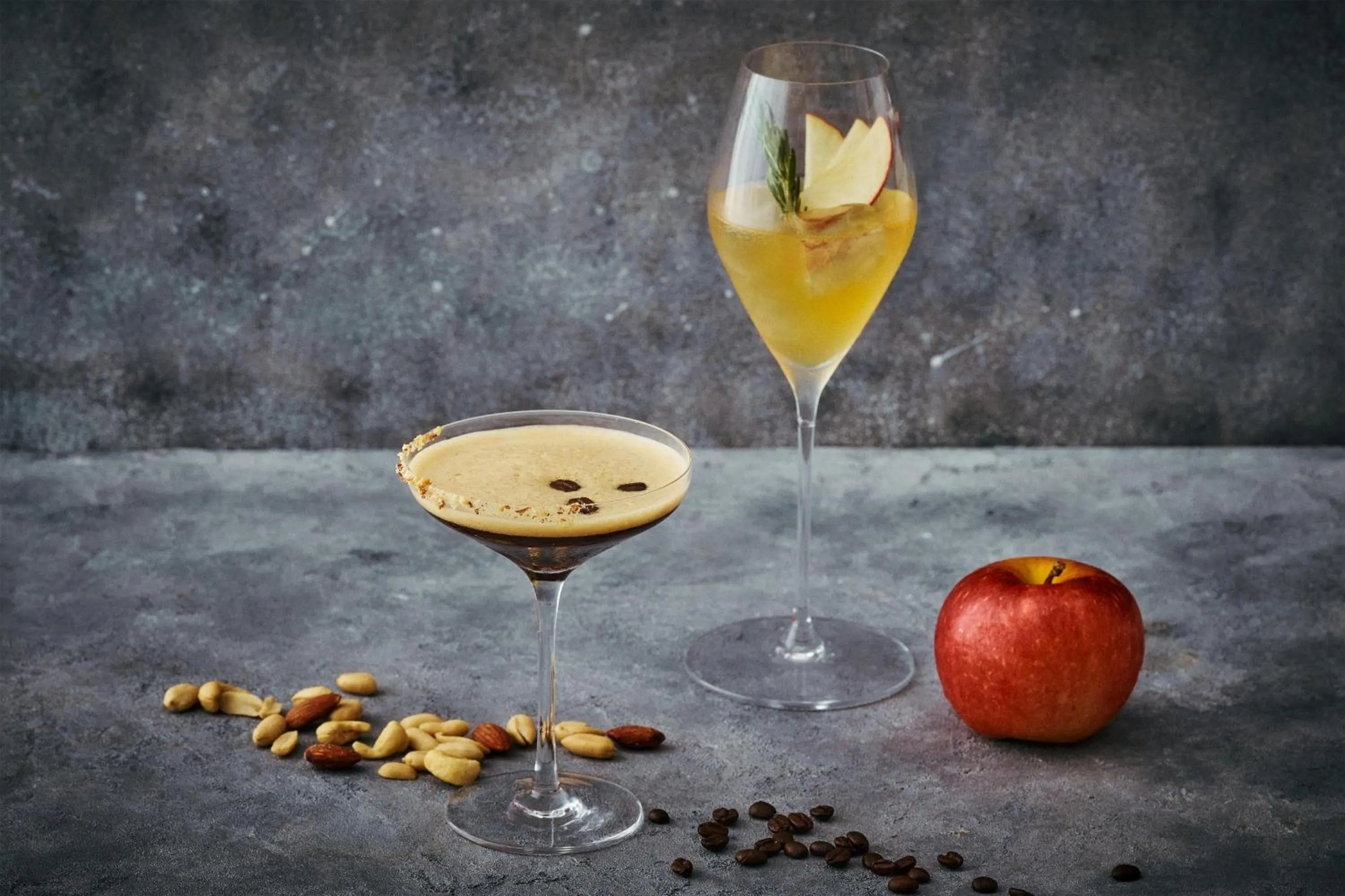 Lounge or bar in Hilton Yokohama