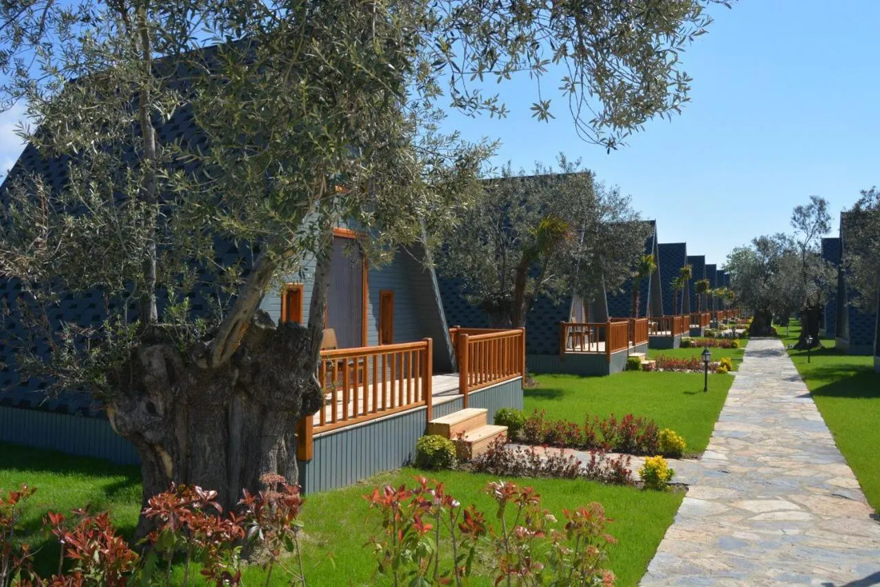 Verde Blu Bungalow