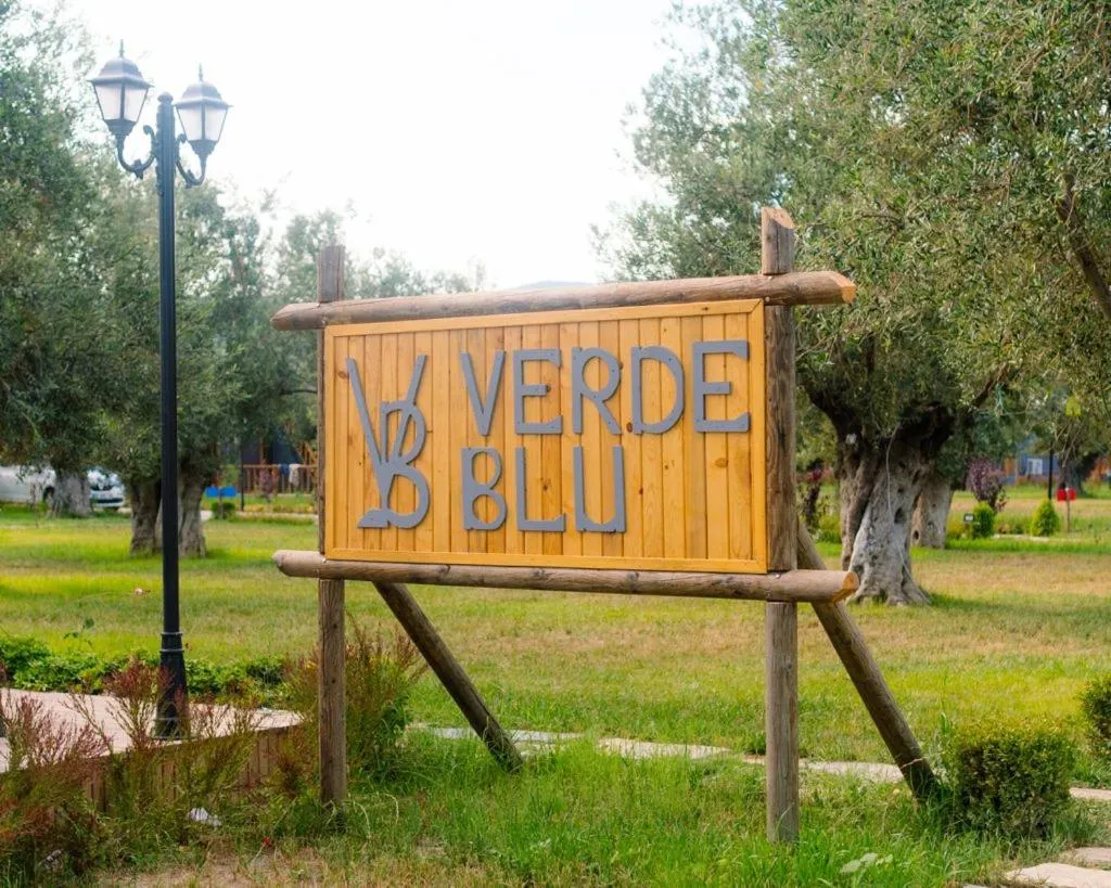 Verde Blu Bungalow