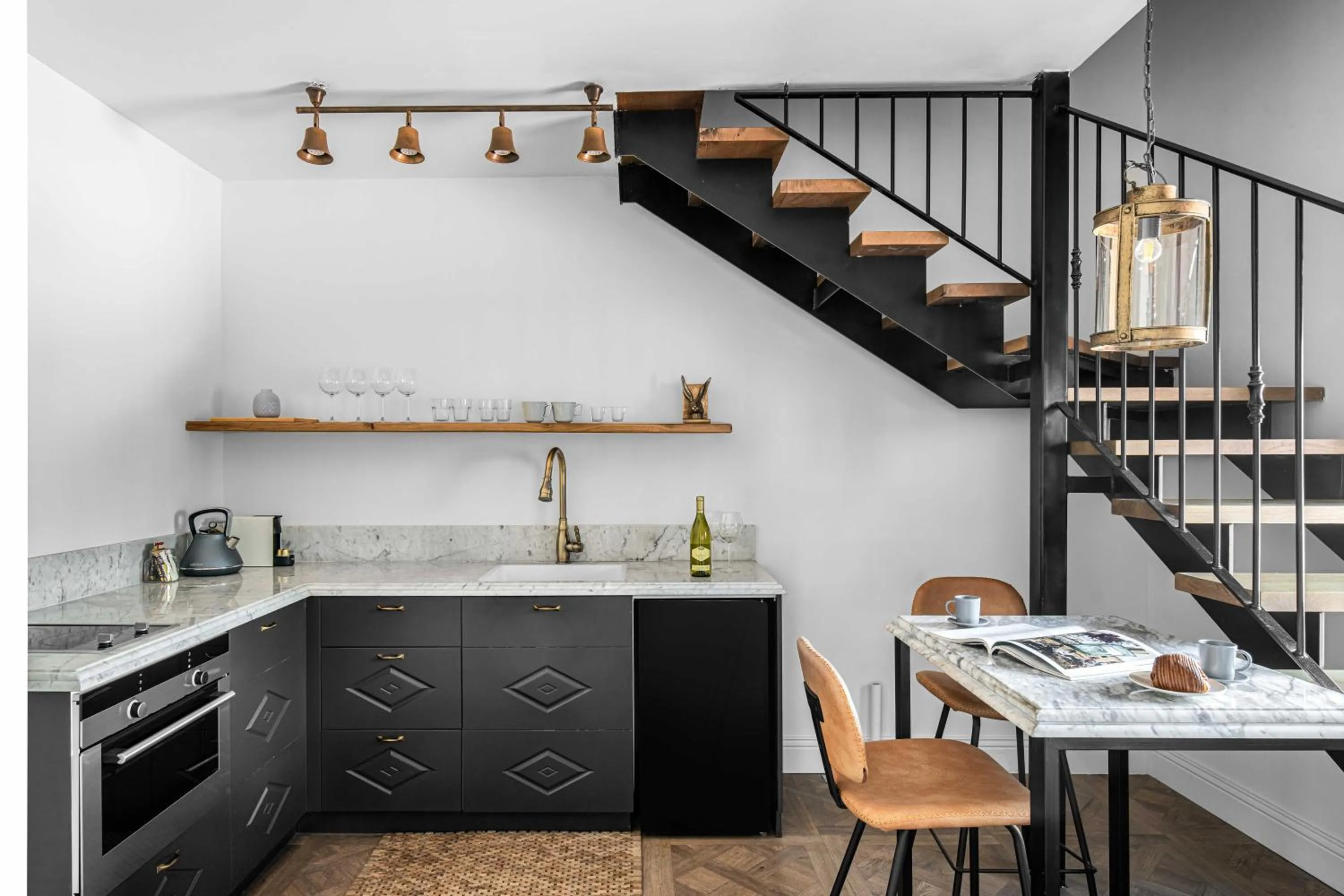 Kubler's House - By Beach Apartments TLV