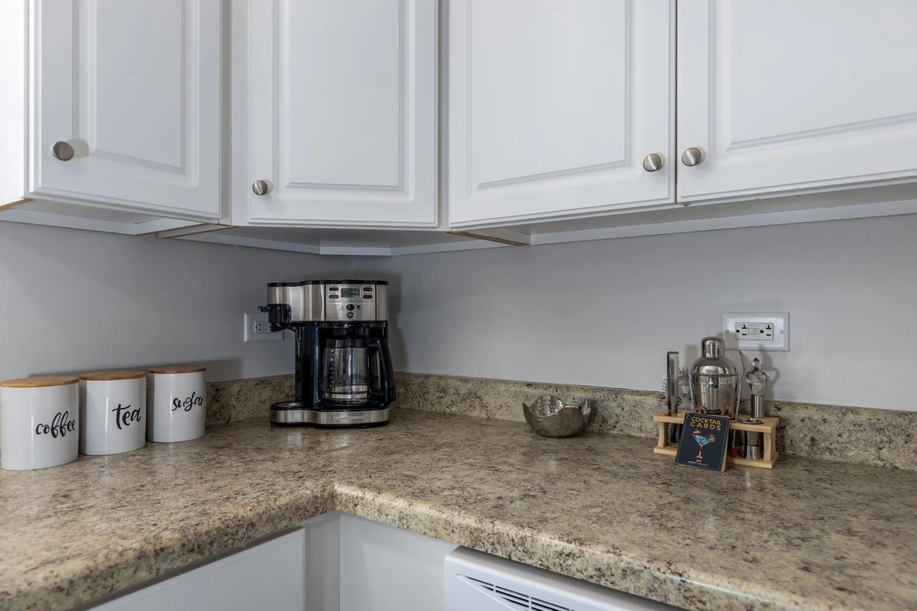 Coffee/tea facilities in Starved Rock & Ottawa Retreat Amazing Getaway Home