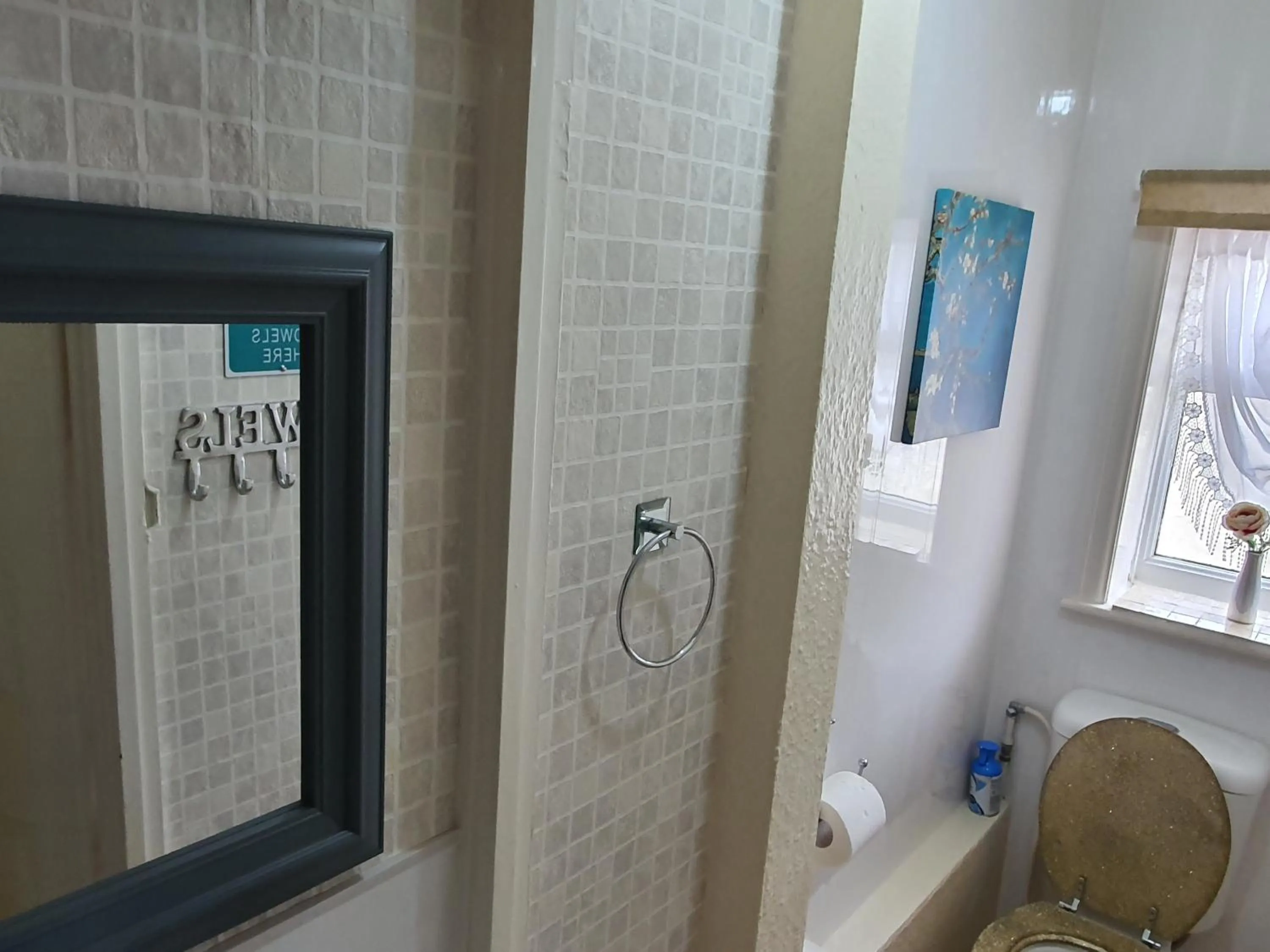 Toilet in Windsor House Hotel