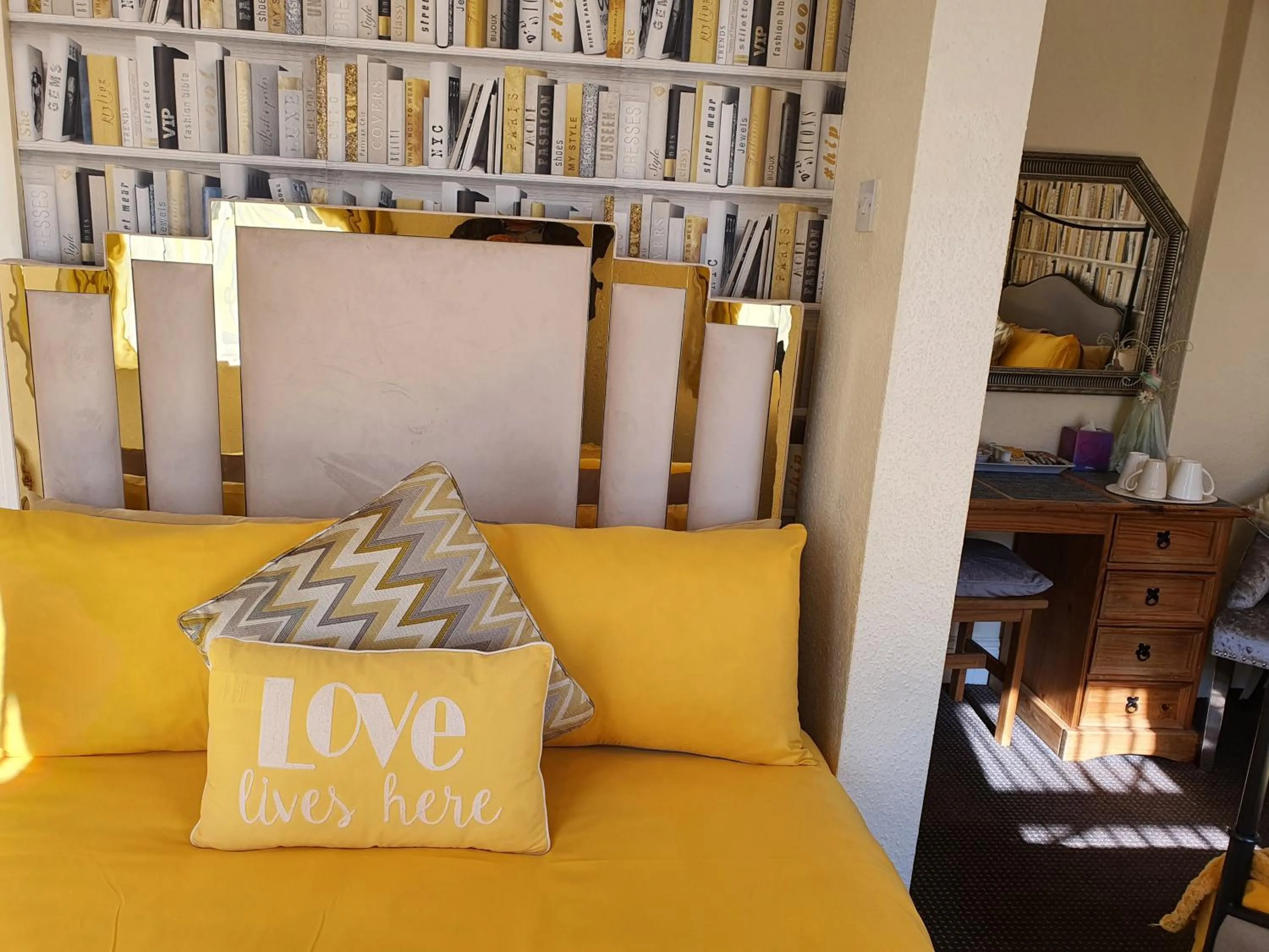 Bed in Windsor House Hotel