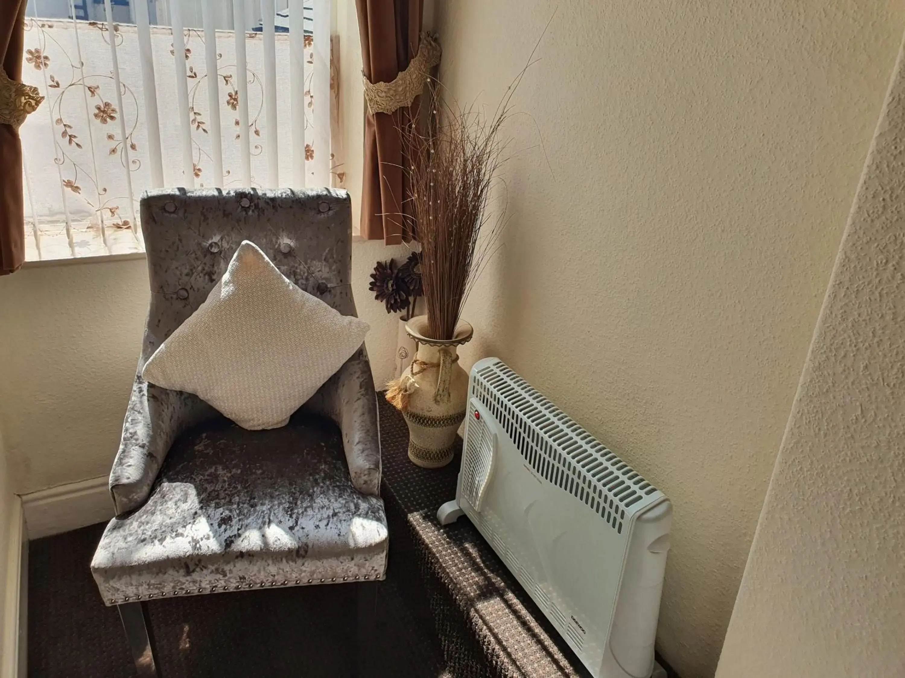 Twin Room - single occupancy in Windsor House Hotel Twin Room - single occupancy in Windsor House Hotel