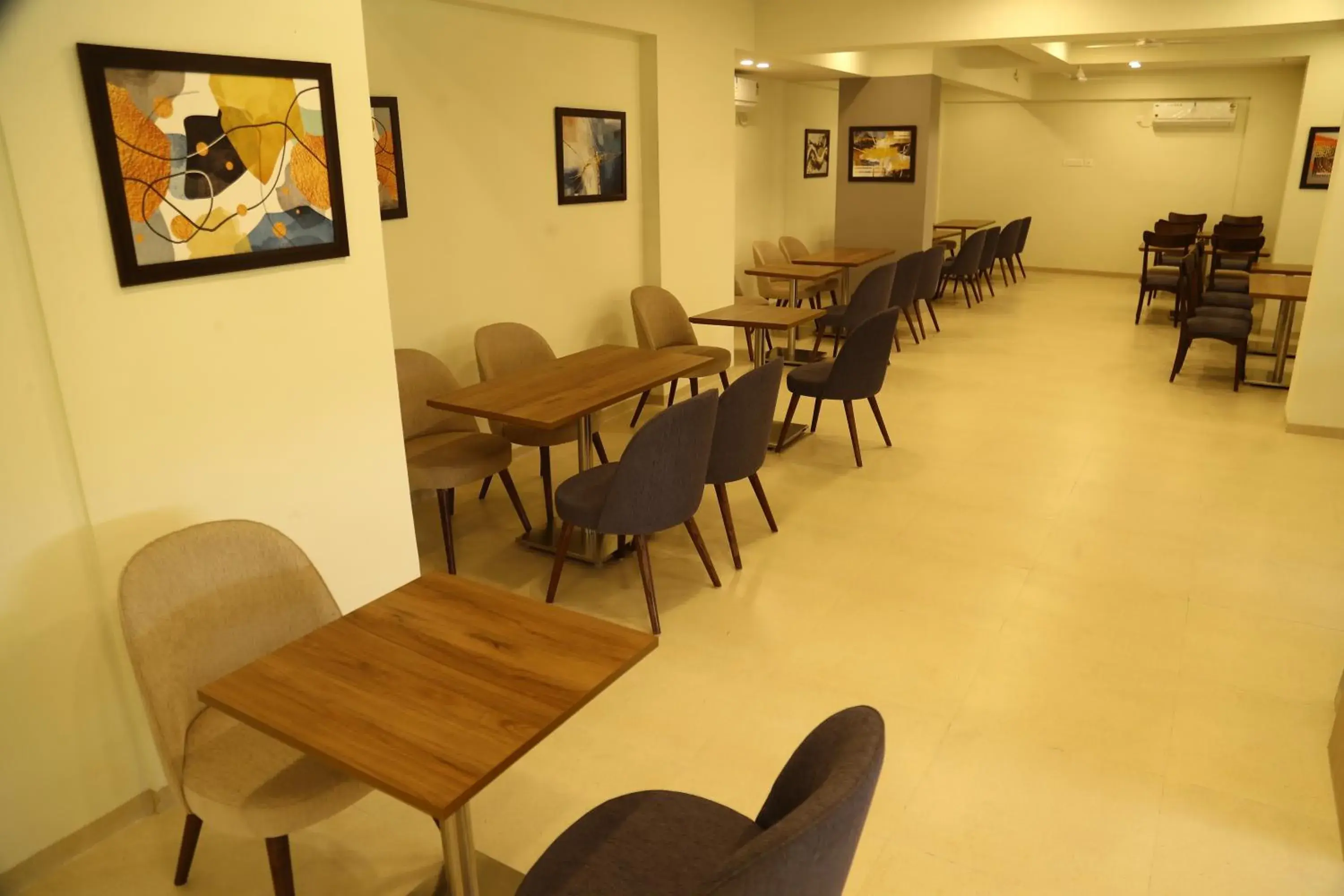 Restaurant/places to eat in Starlit Suites Shirdi Restaurant/places to eat in Starlit Suites Shirdi