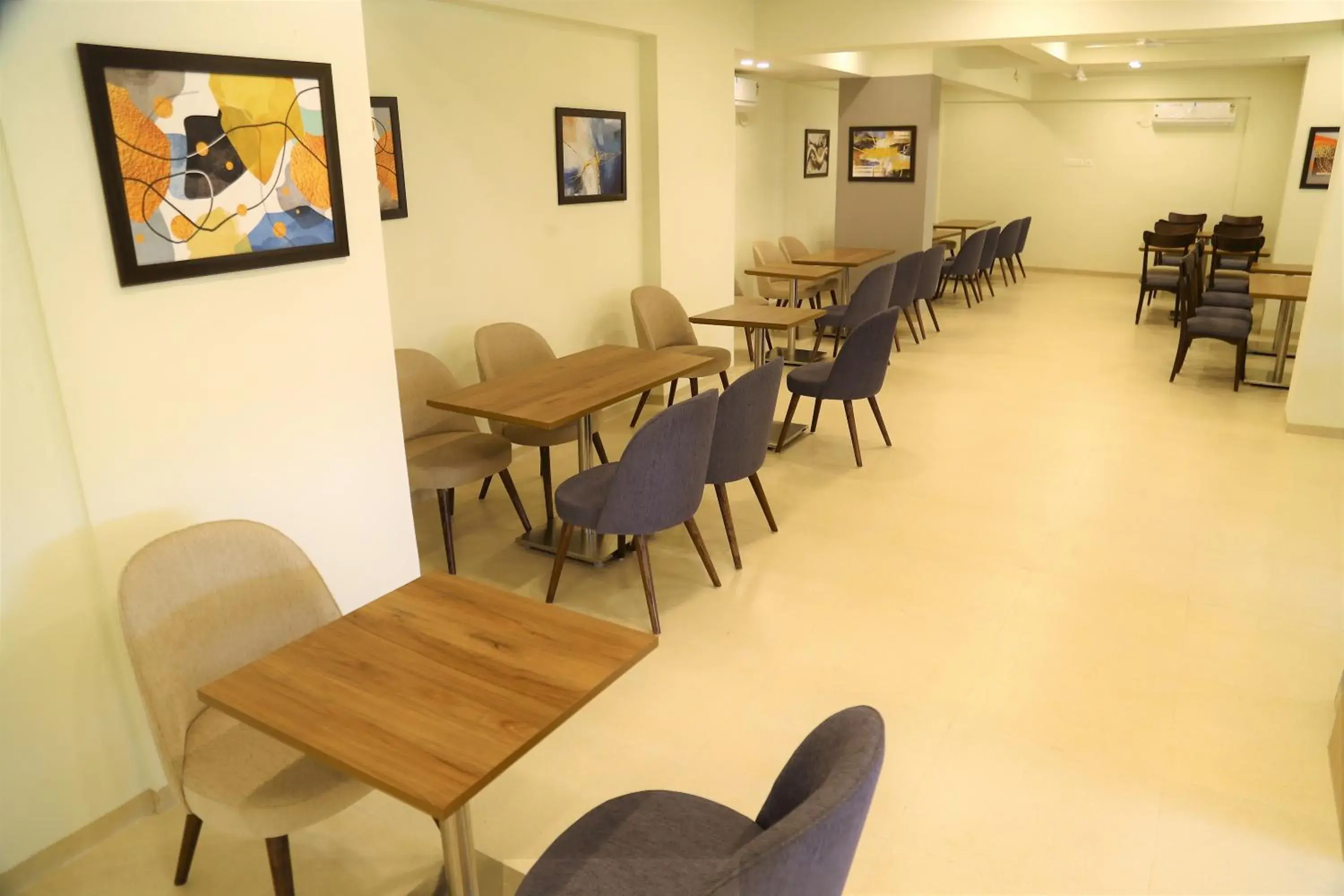 Restaurant/places to eat in Starlit Suites Shirdi Restaurant/places to eat in Starlit Suites Shirdi