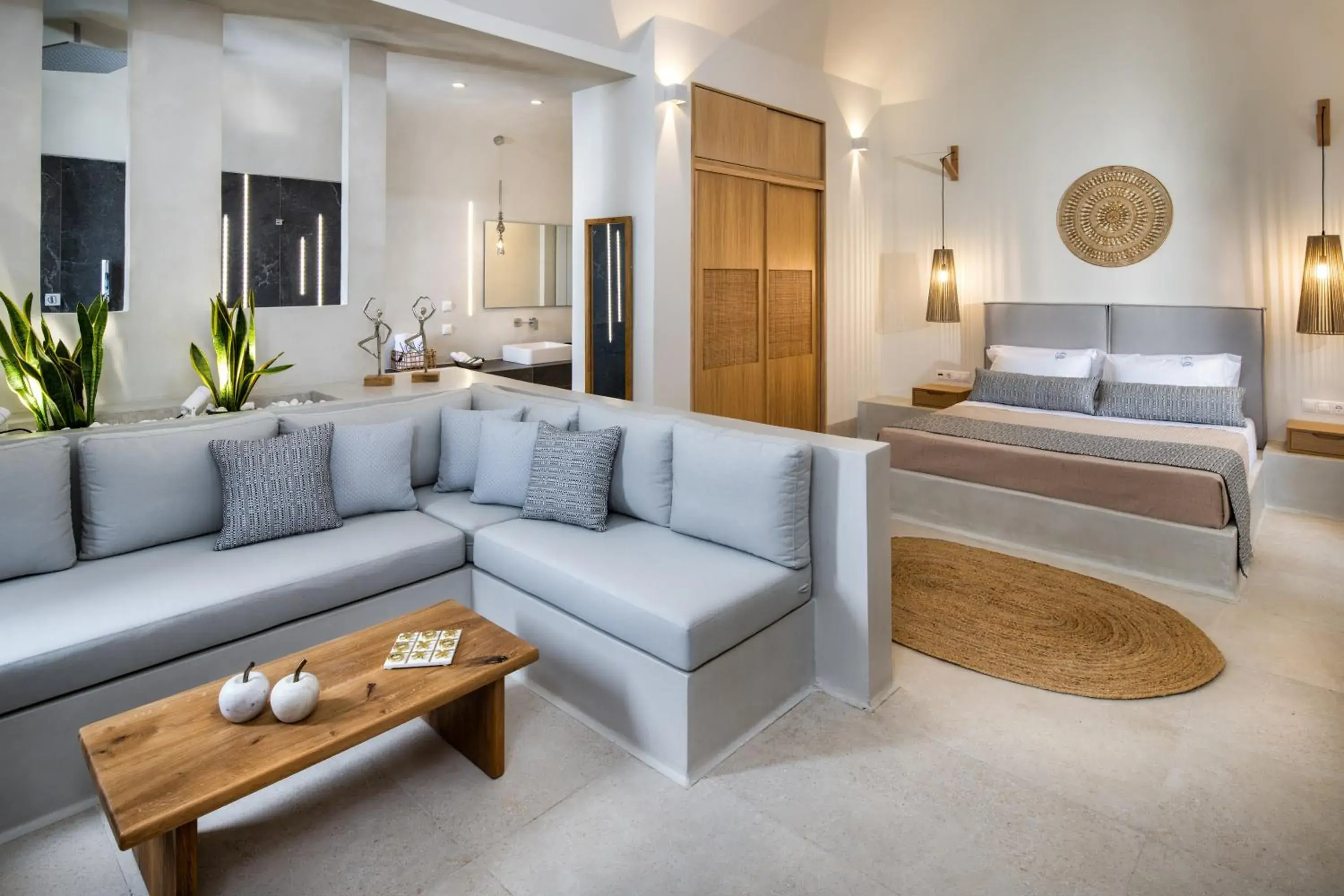 Bedroom, Bed in Venus Sunrise Suites & Villas Bedroom, Bed in Venus Sunrise Suites & Villas