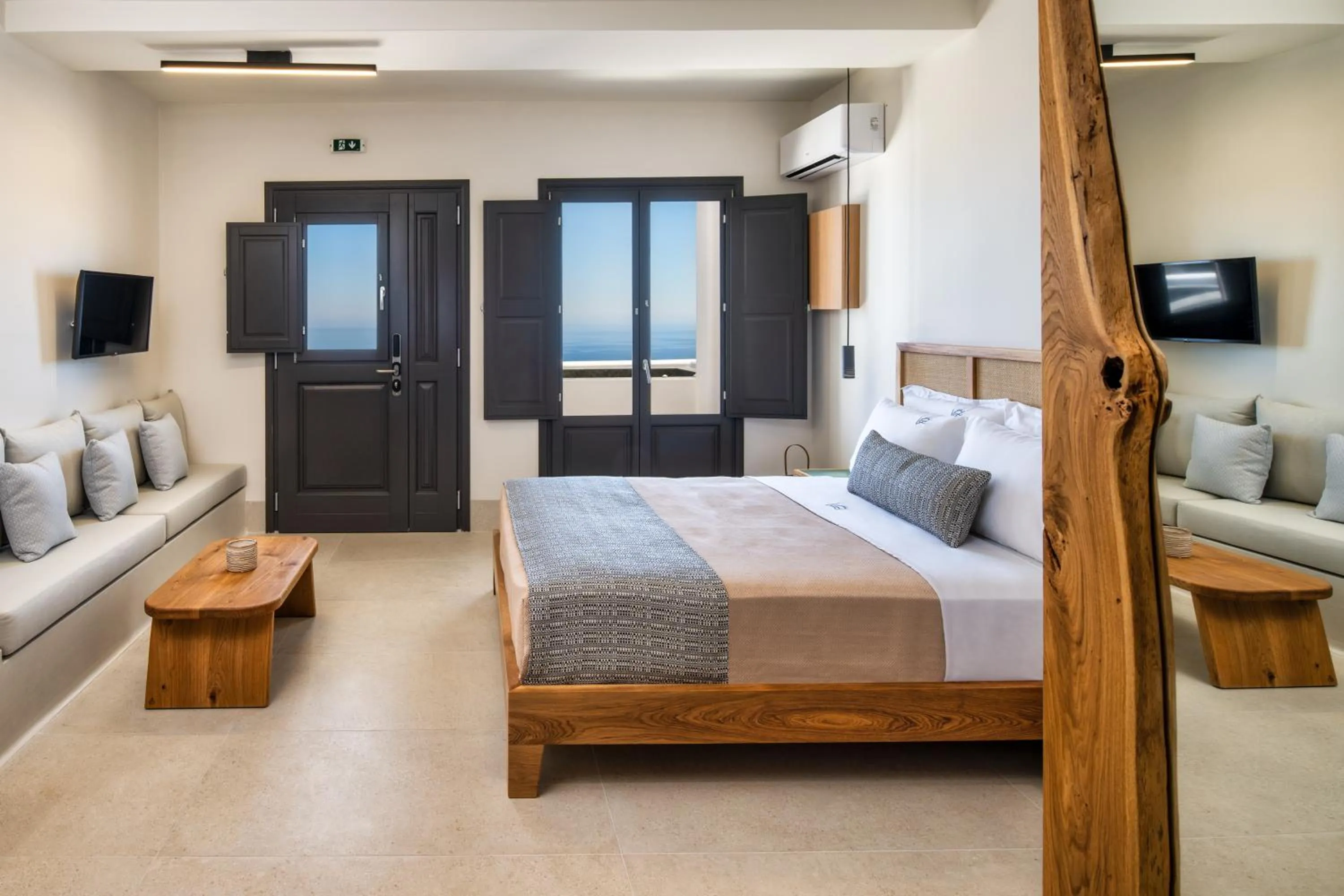 View (from property/room), Bed in Venus Sunrise Suites & Villas