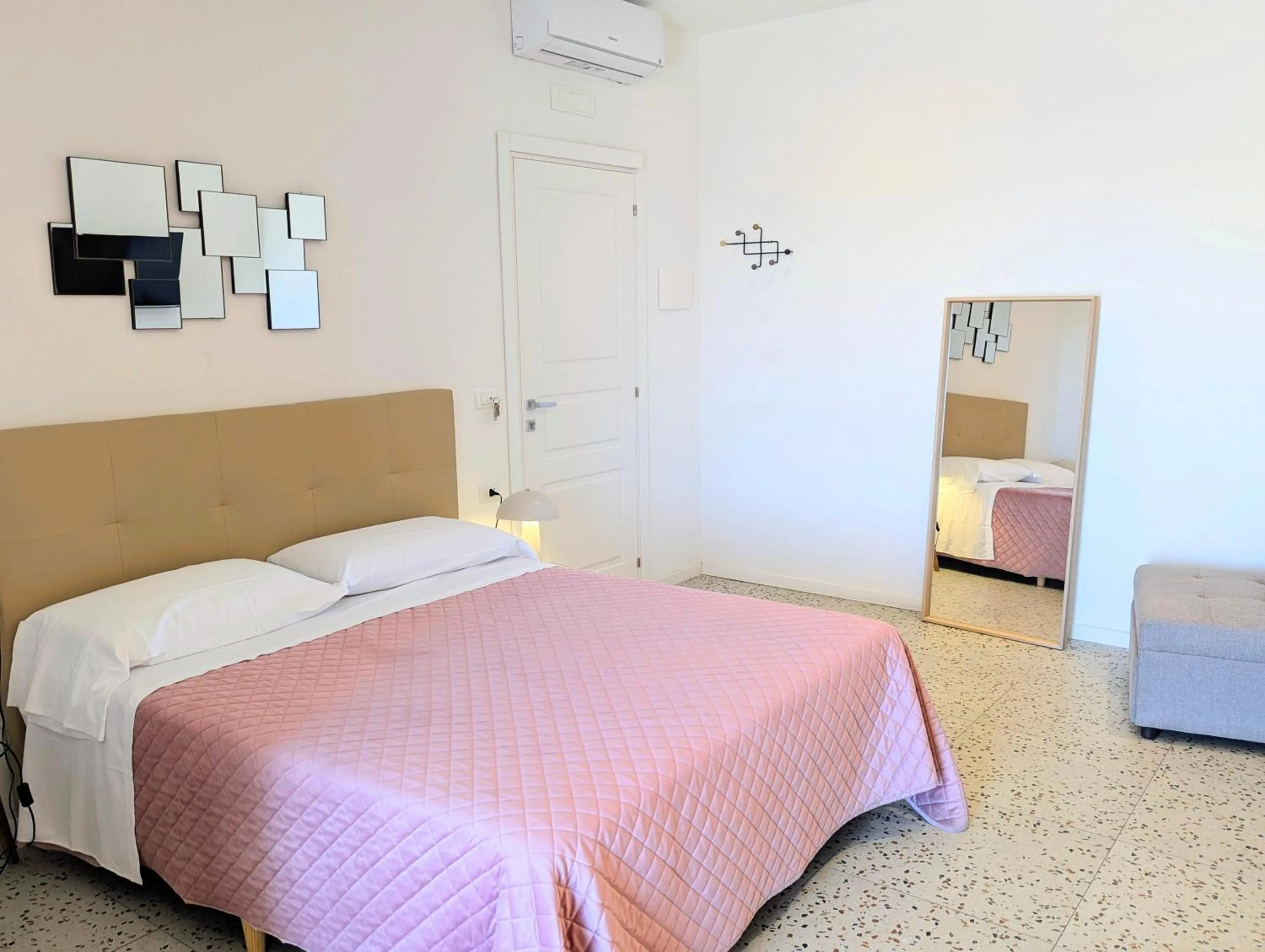 Bed in ART FLAT MUNICIPIO