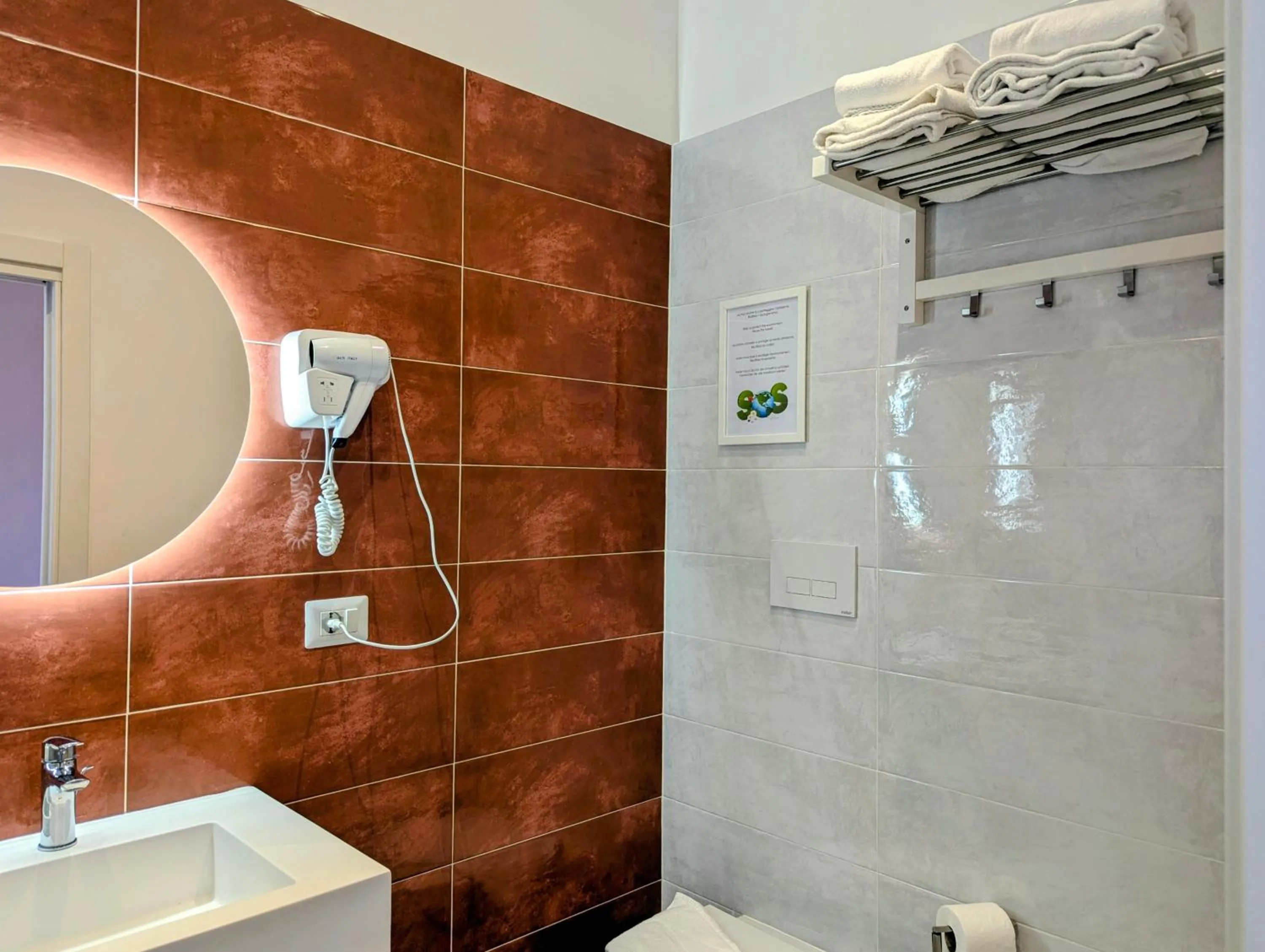Shower in ART FLAT MUNICIPIO