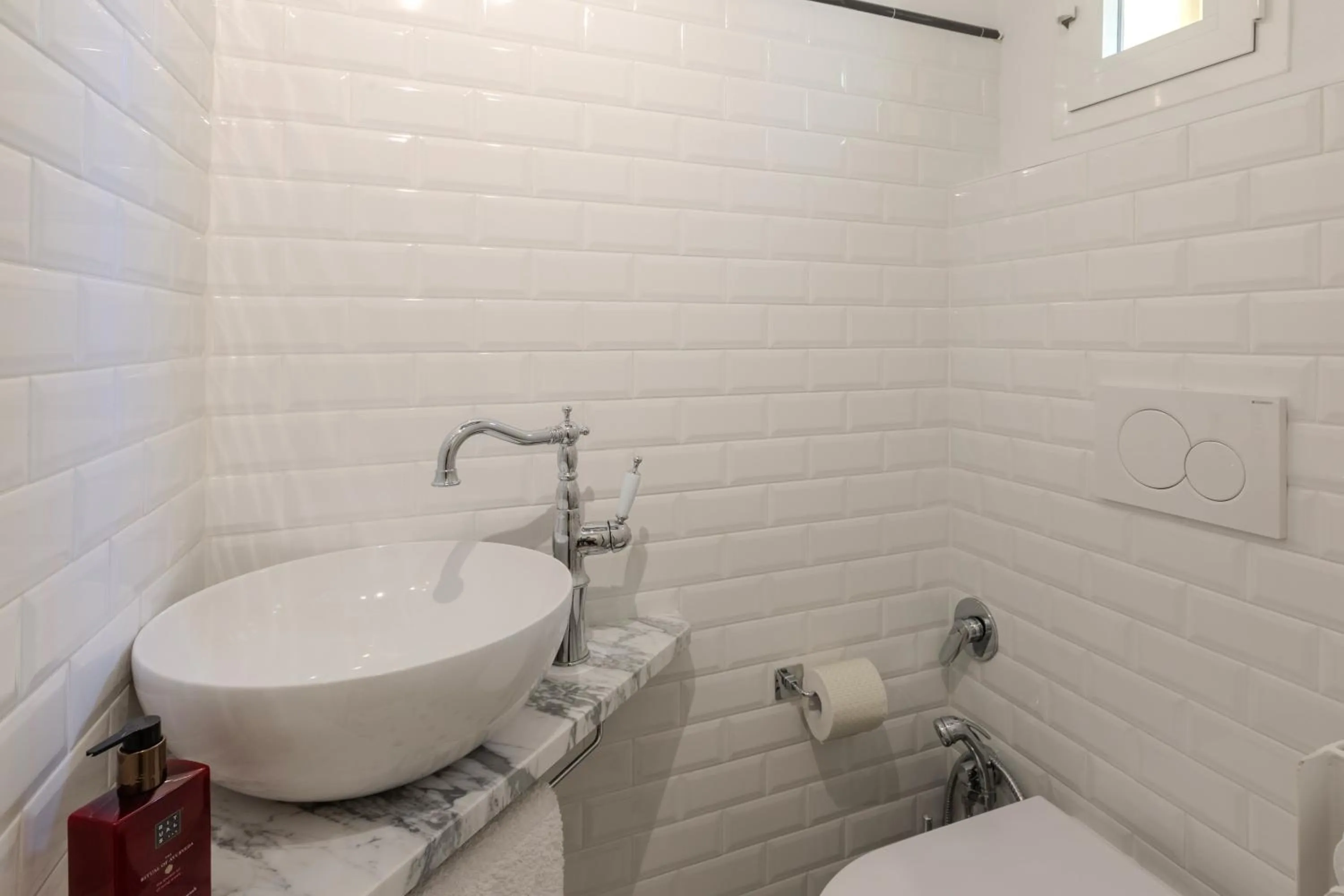 Bathroom in B&B Stanze Guelfe