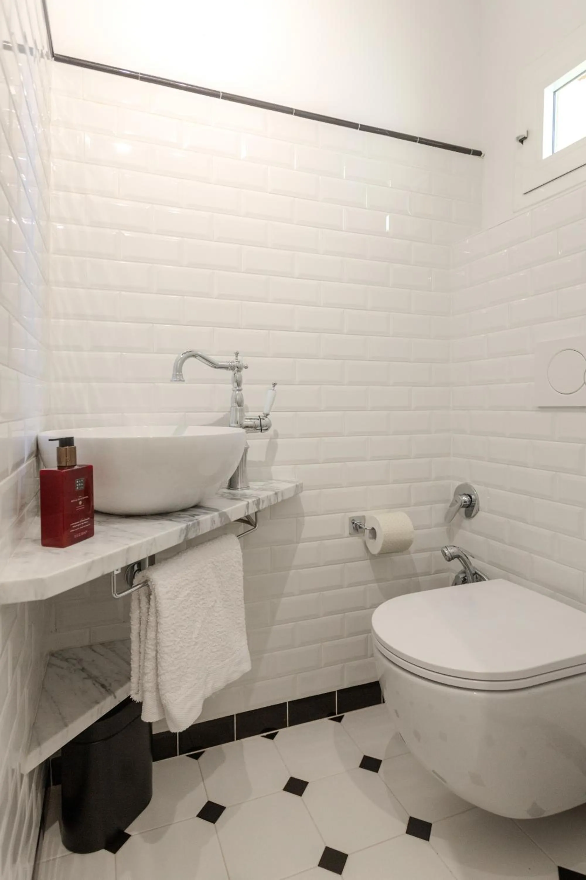 Shower in B&B Stanze Guelfe