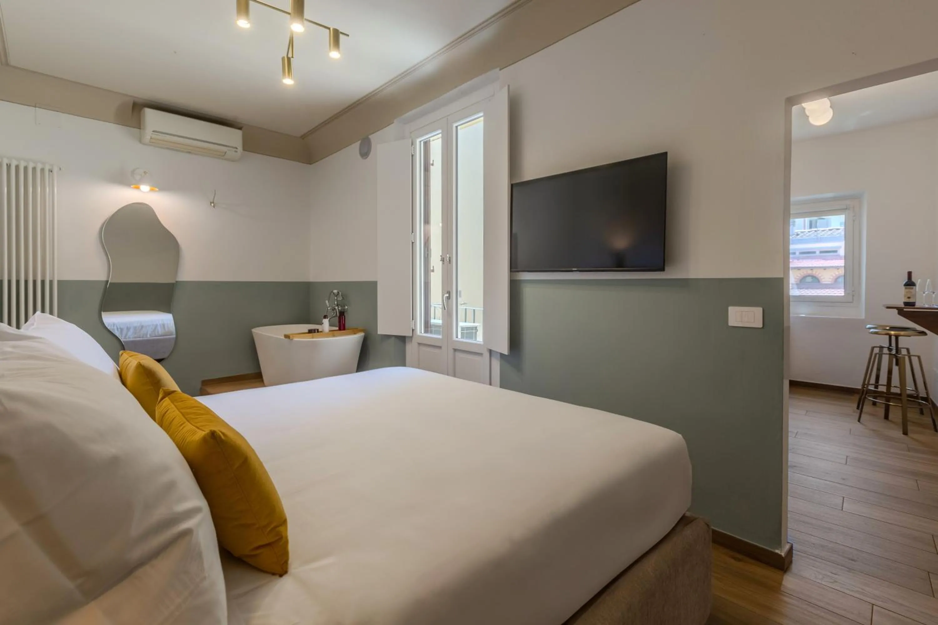 Bedroom, Bed in B&B Stanze Guelfe