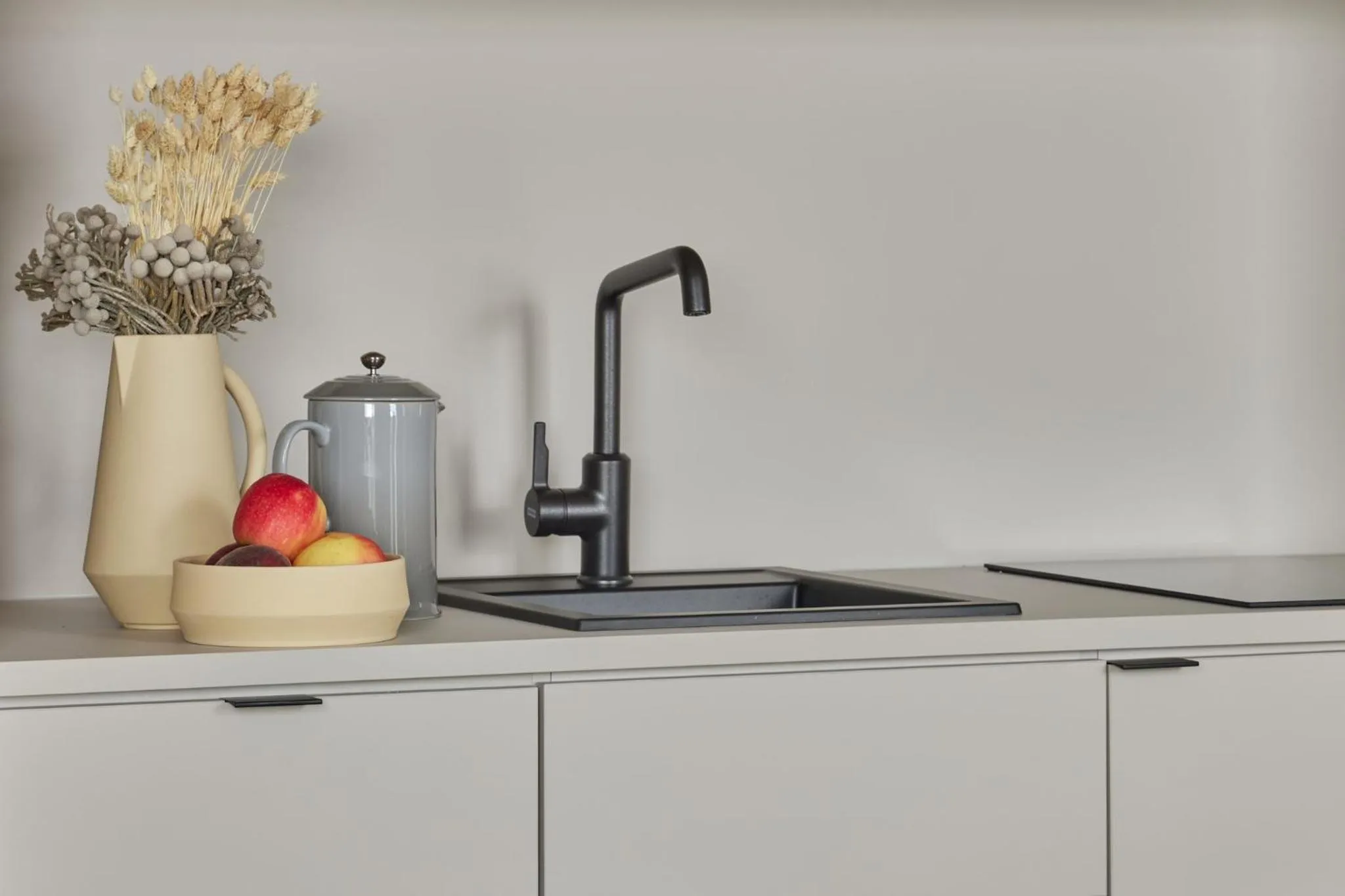 Communal kitchen in Locke at East Side Gallery