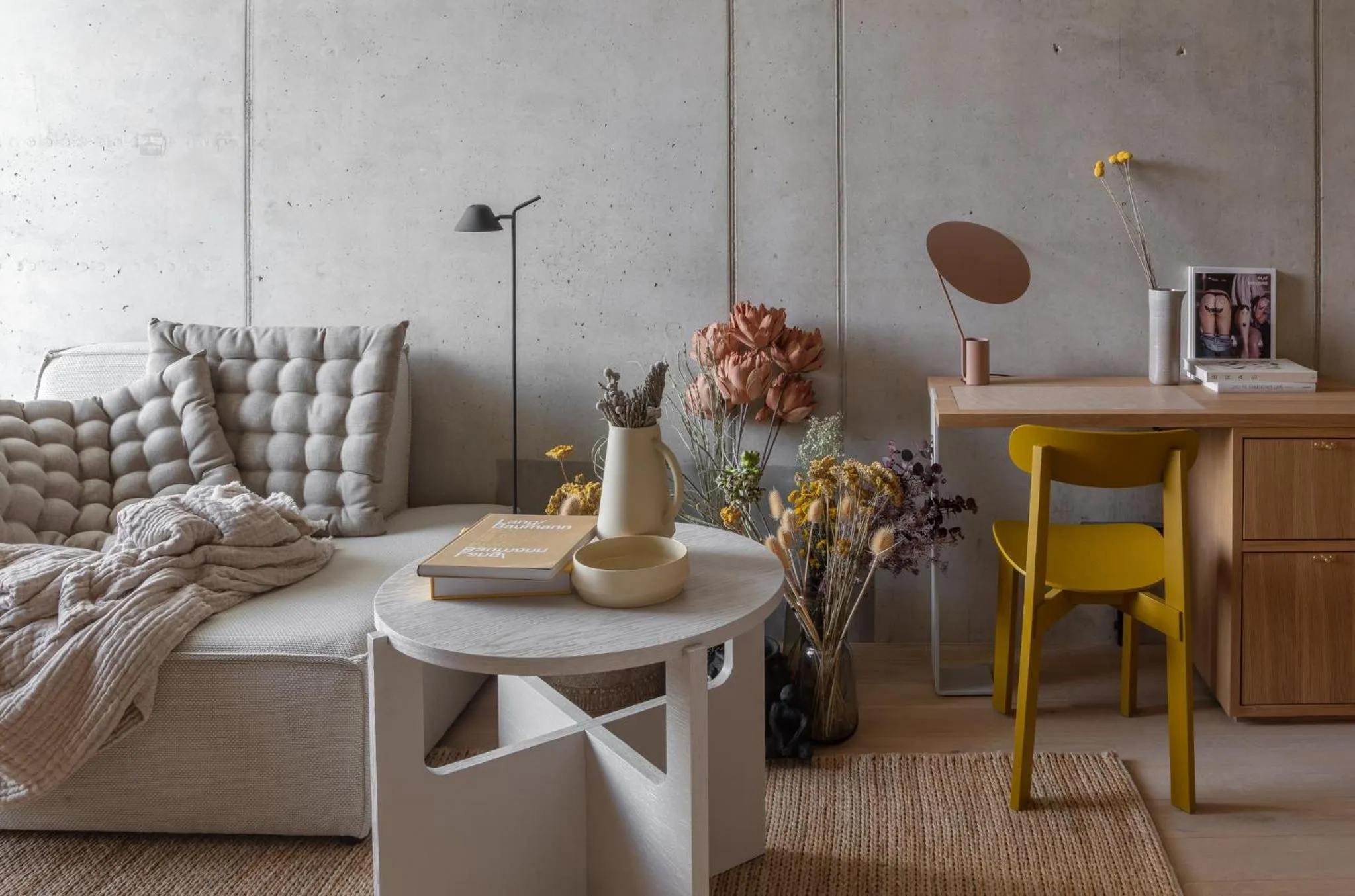 Property building in Locke at East Side Gallery