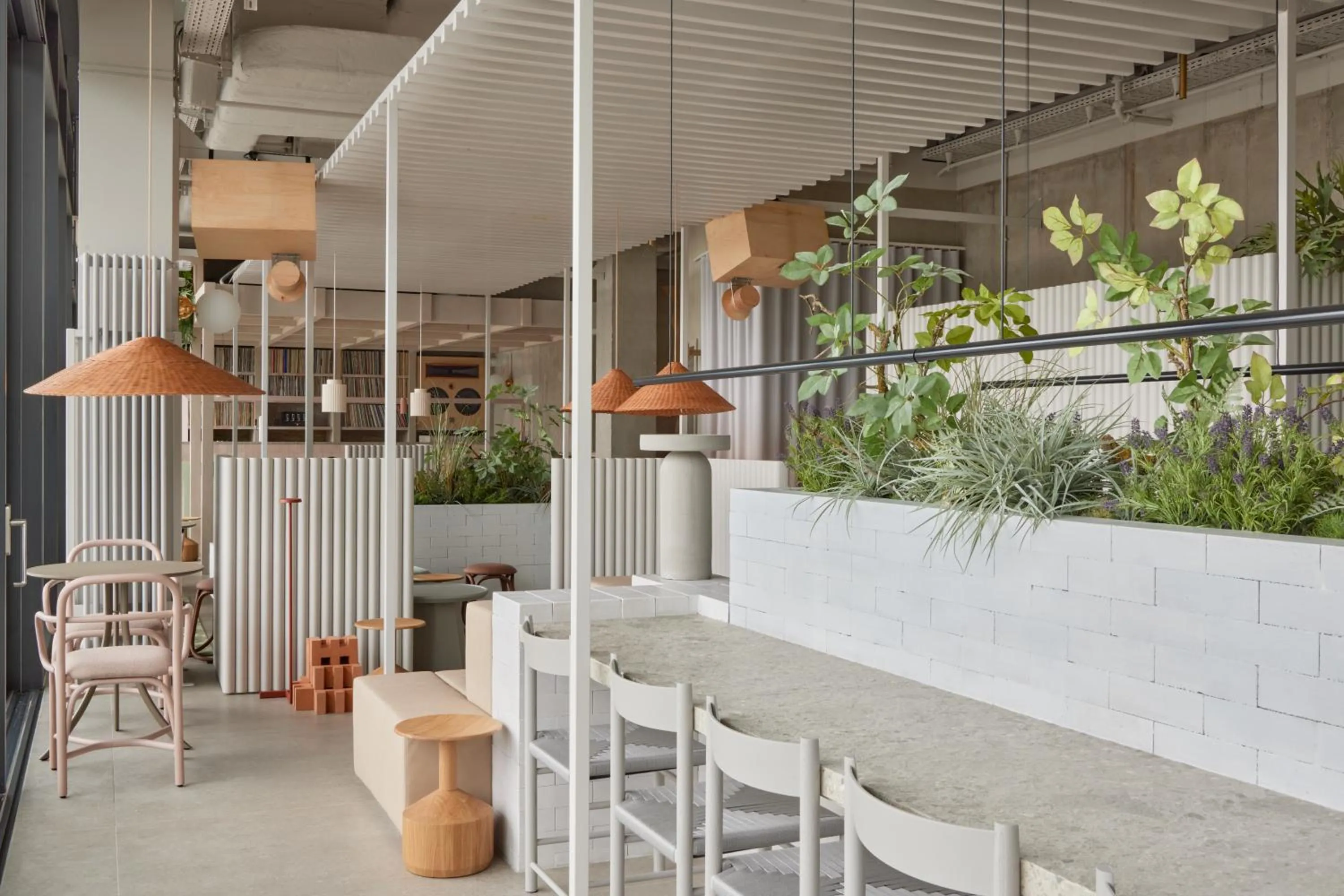 Restaurant/places to eat in Locke at East Side Gallery