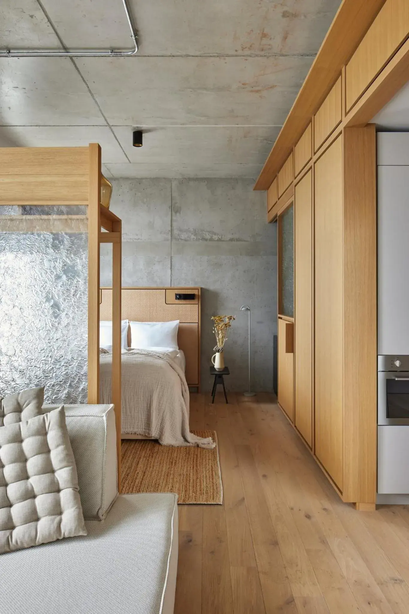 View (from property/room), Bed in Locke at East Side Gallery View (from property/room), Bed in Locke at East Side Gallery